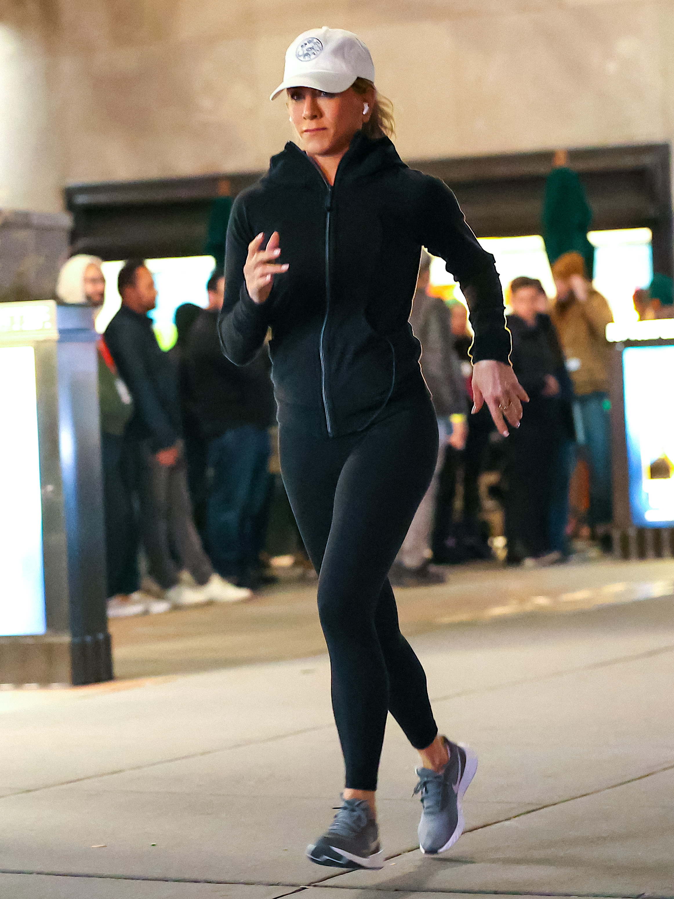 Jennifer Aniston spotted jogging in New York City on September 30, 2022 | Source: Getty Images