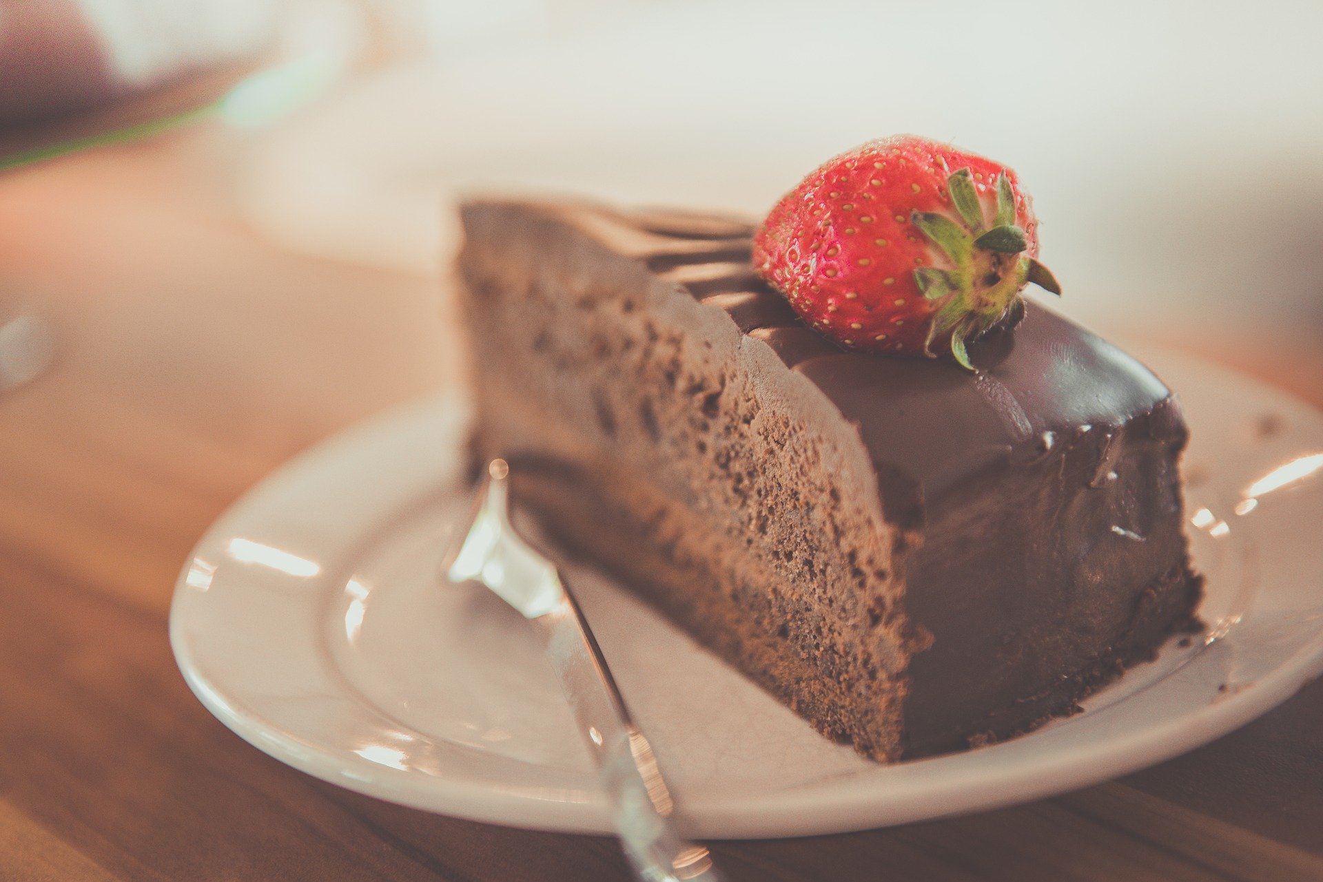 Who wouldn't want a slice of their delicious chocolate cake? | Photo: Pixabay/Pexels