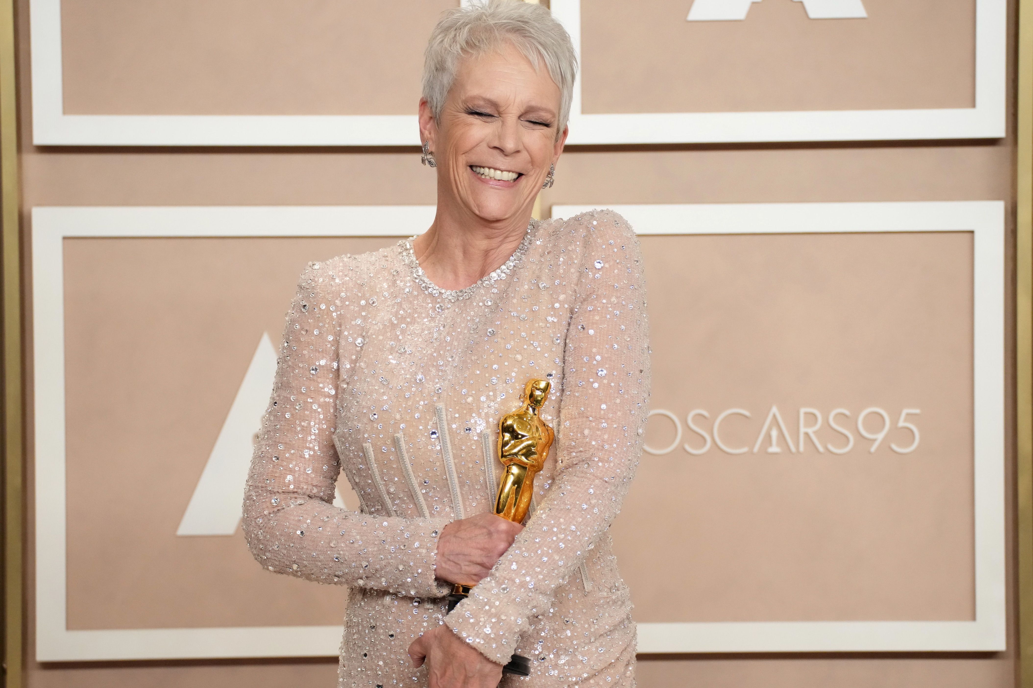 Actress Jamie Lee Curtis poses in the press room after winning an Oscar at the 95th Annual Academy Awards at Ovation Hollywood on March 12, 2023 in Hollywood, California | Source: Getty Images