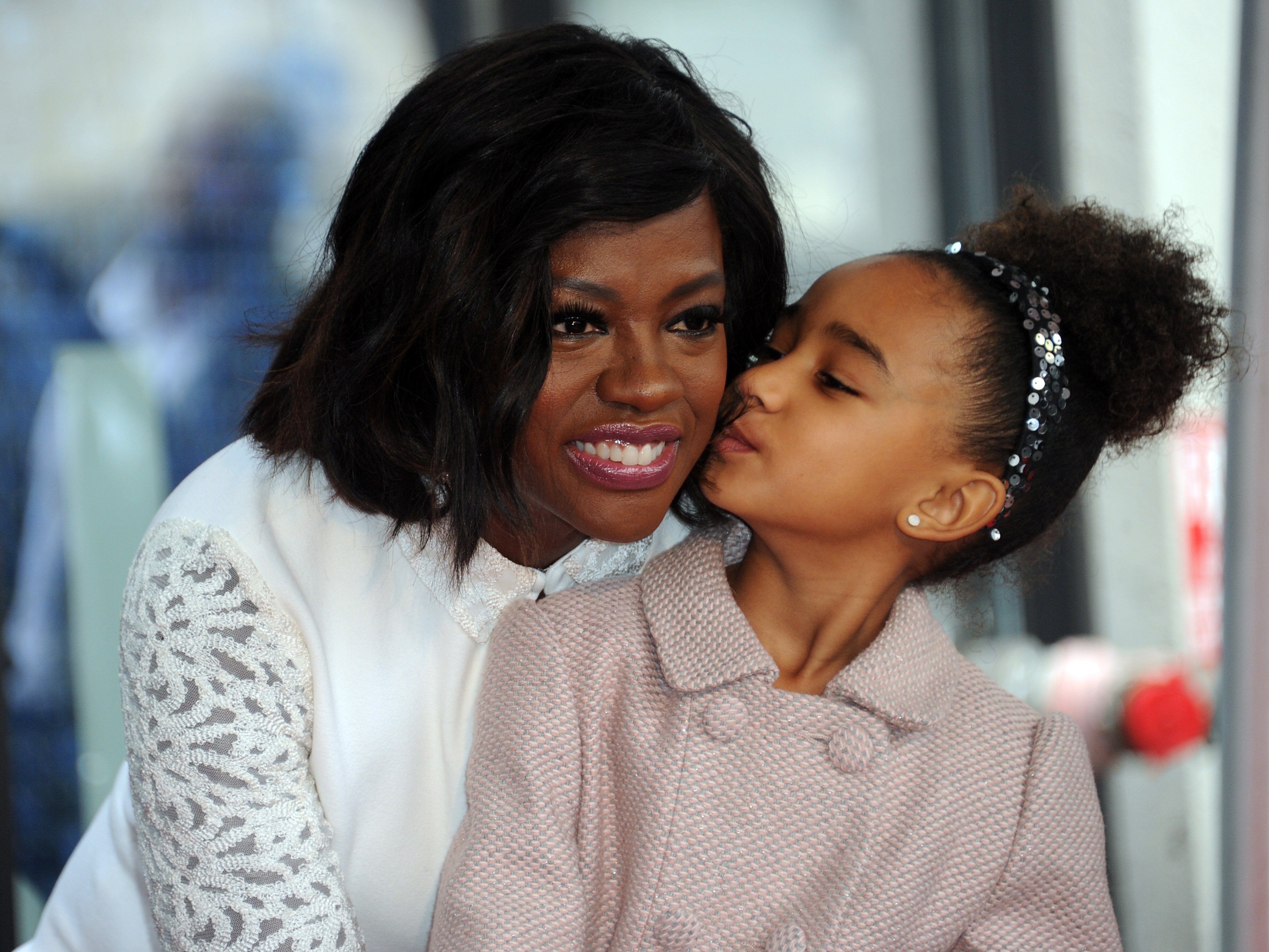 Actress Viola Davis and her daughter Genesis Tennon at her Star ceremony on the Hollywood Walk of Fame on January 5, 2017| Photo: Getty Images