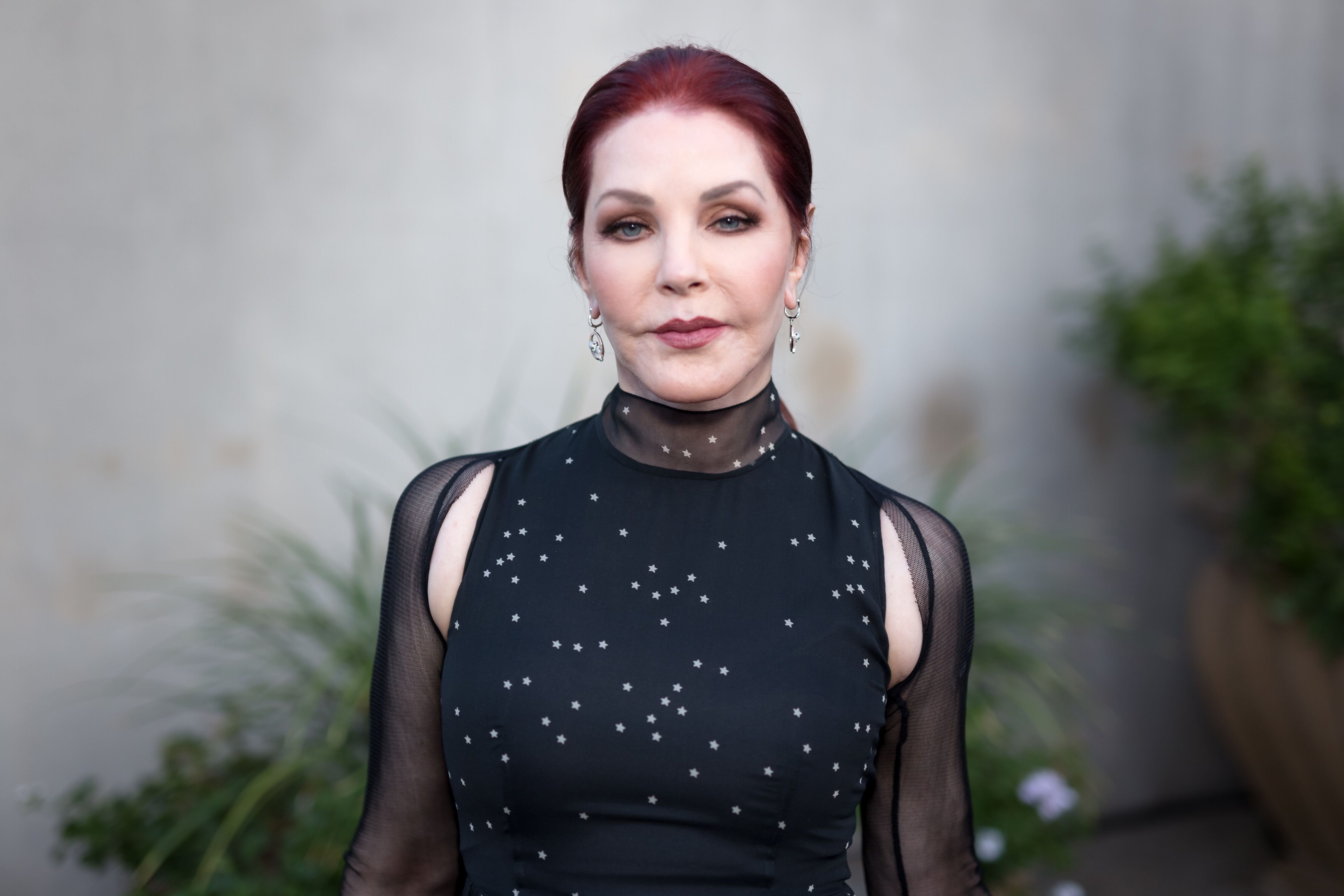  Actress Priscilla Presley arrives for the Annual Brent Shapiro Foundation For Alcohol And Drug Prevention Summer Spectacular at a Private Residence | Photo: Getty Images