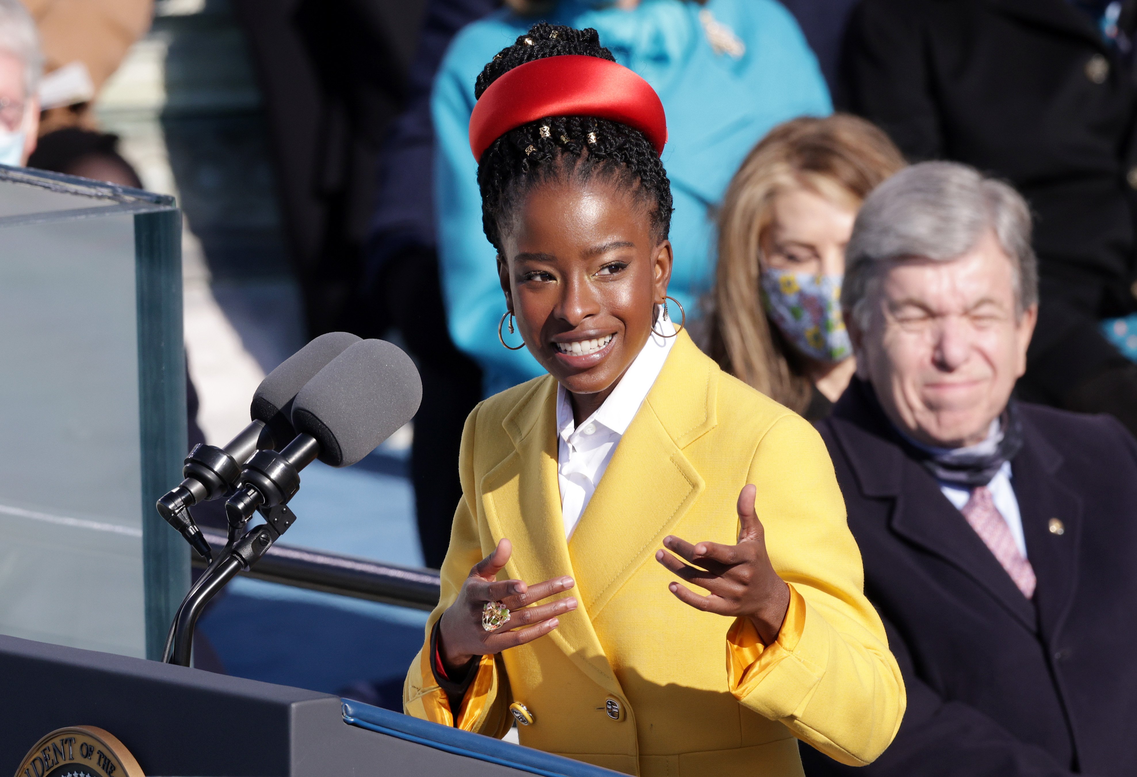 Amanda Gorman pictured at Inauguration Day reciting her poem. 2021, Washington. | Photo: Getty Images