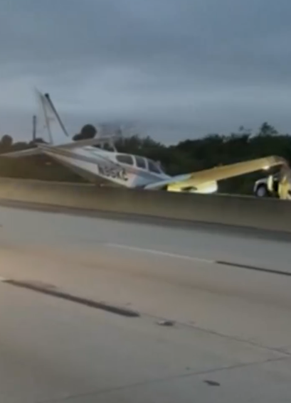 A plane slammed in the median | Source: Instagram/abc7newsbayarea