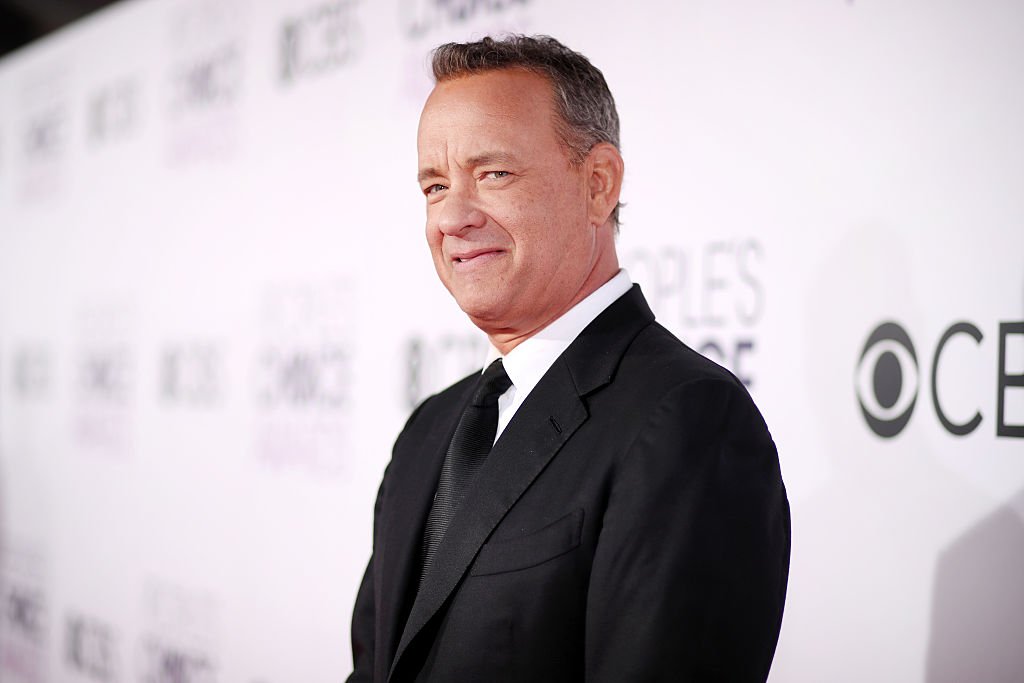 Tom Hanks attends the People's Choice Awards 2017 on January 18, 2017 in Los Angeles, California. | Source: Getty Images