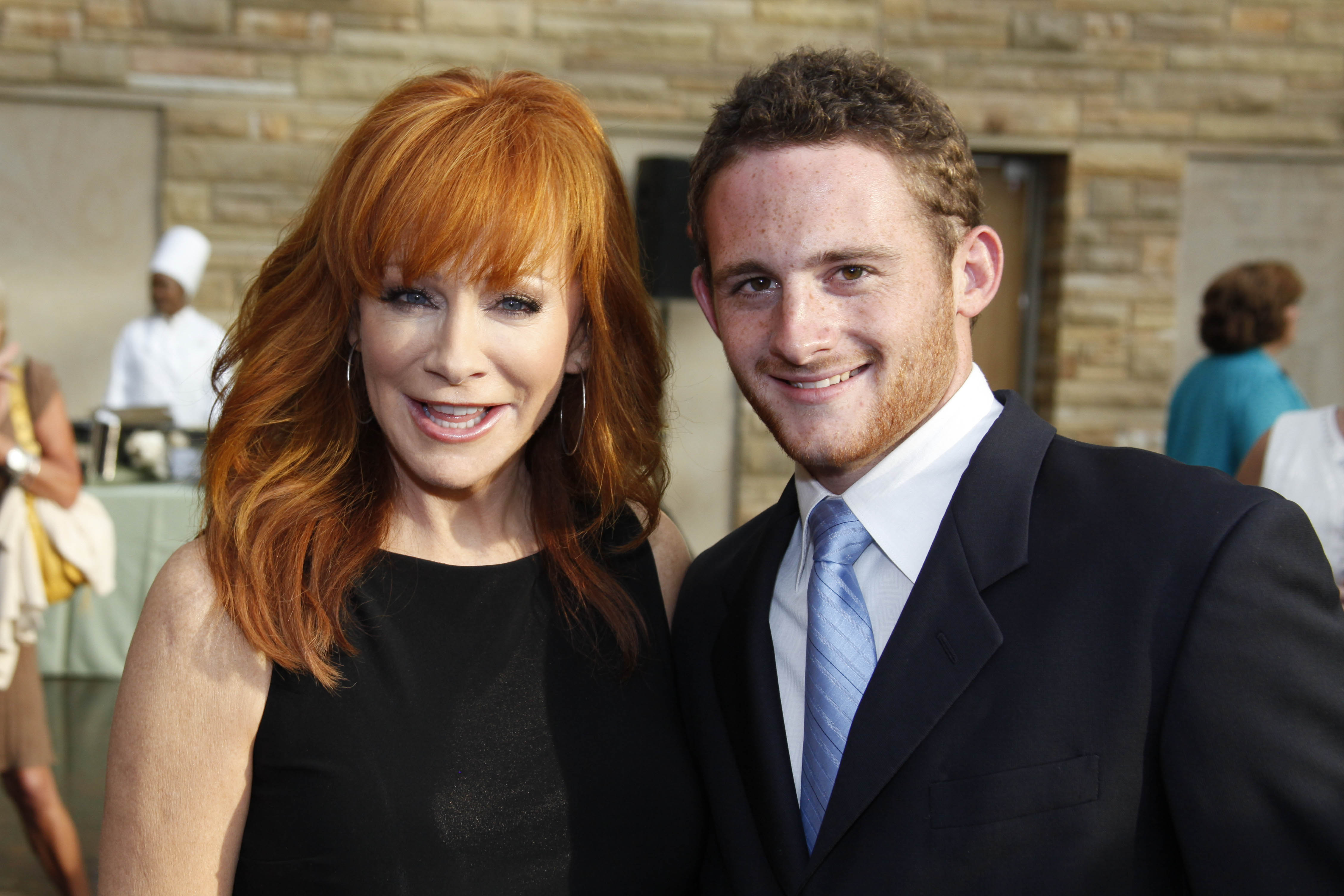 Reba McEntire and Shelby Blackstock at the 2011 Country Music Hall Of Fame Medallion Ceremony Induction in Nashville | Source: Getty Images