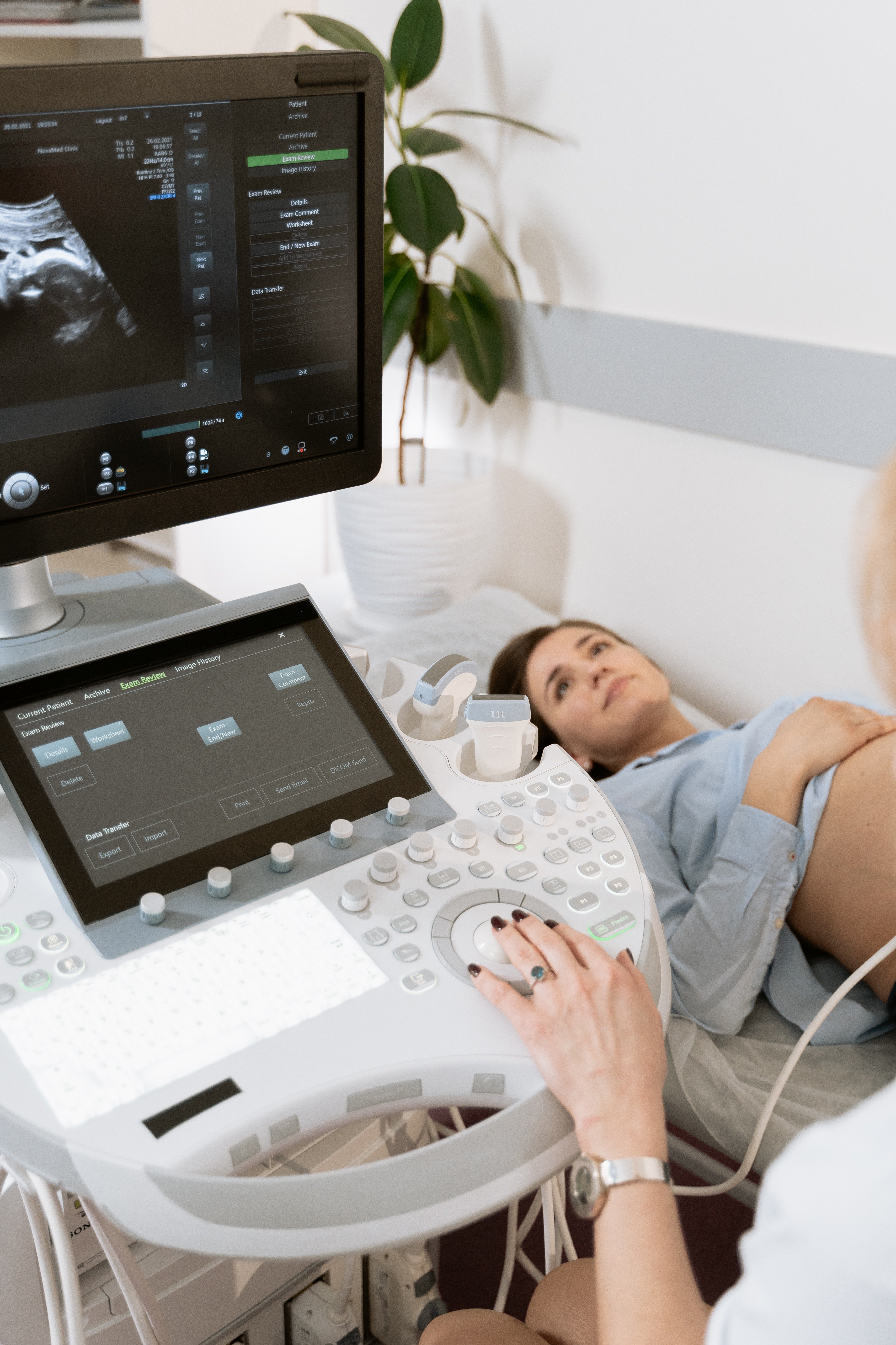 The couple visited the clinic for the ultrasound, but the doctor discovered something ghastly about the baby | Source: Pexels