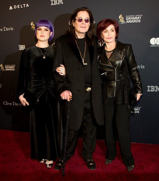 Kelly Osbourne, Ozzy Osbourne, and Sharon Osbourne at The Beverly Hilton Hotel on January 25, 2020 in Beverly Hills, California. | Photo: Getty Images