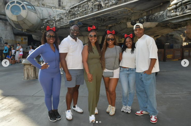 The group, featuring Zahara Jolie-Pitt and Elijah Cooper, poses confidently in Mickey and Minnie Mouse ears during their visit to the park, posted on June 21, 2025 | Source: Instagram/realelijahmcooper