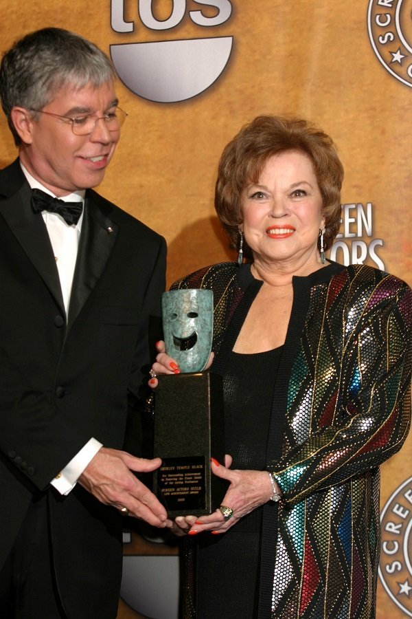 Shirley and her son at the 12th Annual Screen Actors Guild Awards on January 29, 2006 in Los Angeles, California | Source: Getty Images