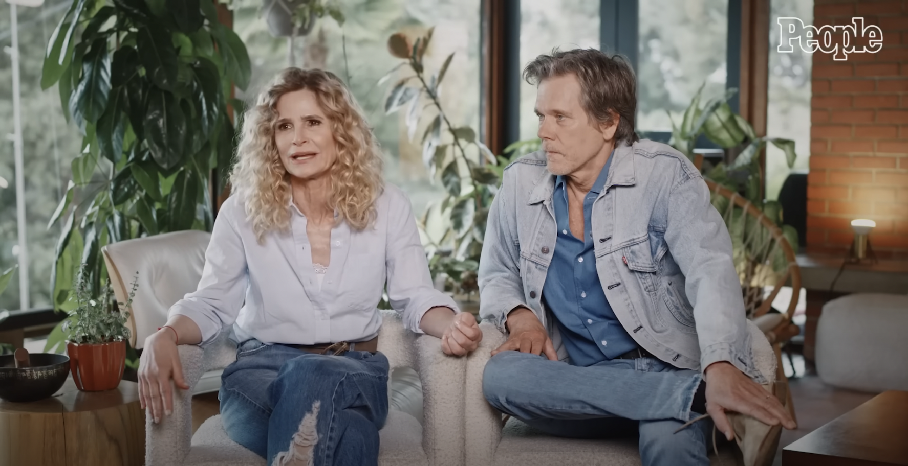 Kevin Bacon et sa femme Kyra Sedgwick | Source : YouTube/@People