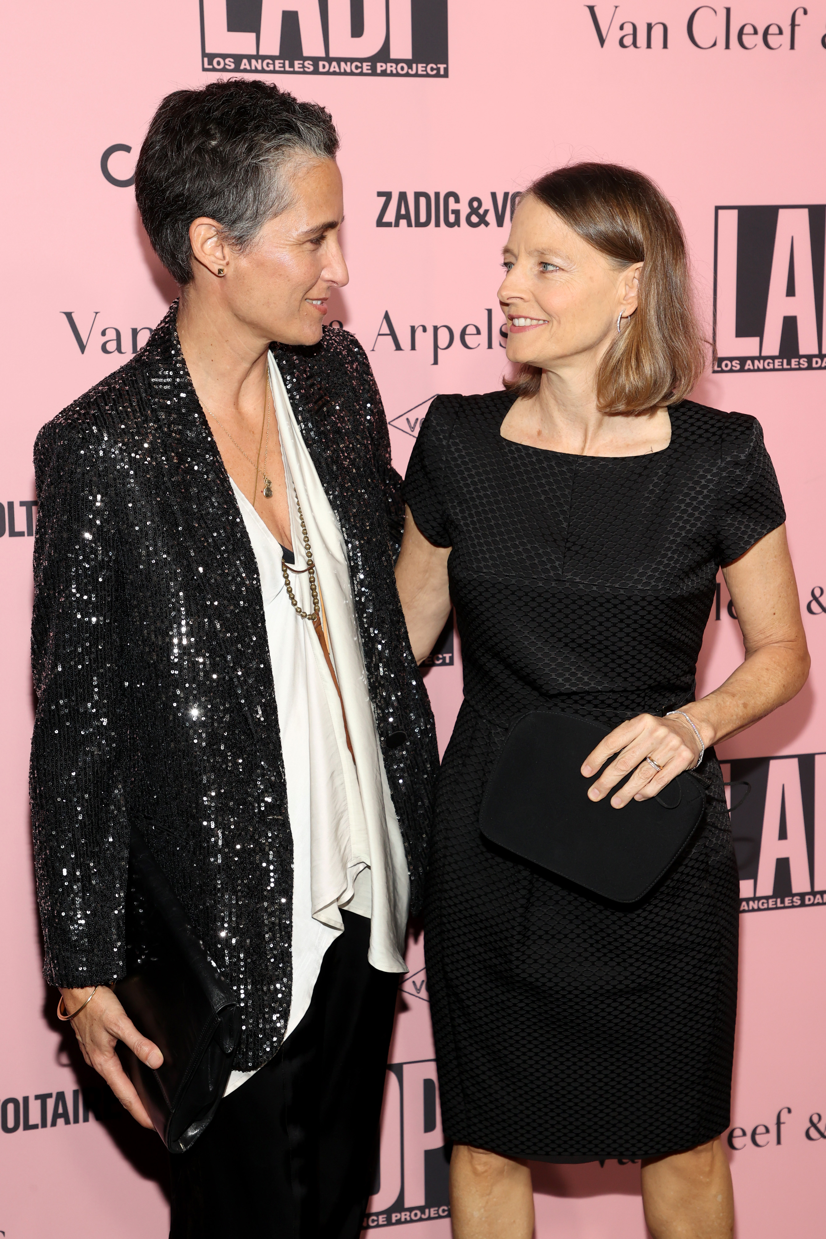 Alexandra Hedison and Jodie Foster at the L.A. Dance Project Annual Gala in Los Angeles, California on October 16, 2021 | Source: Getty Images