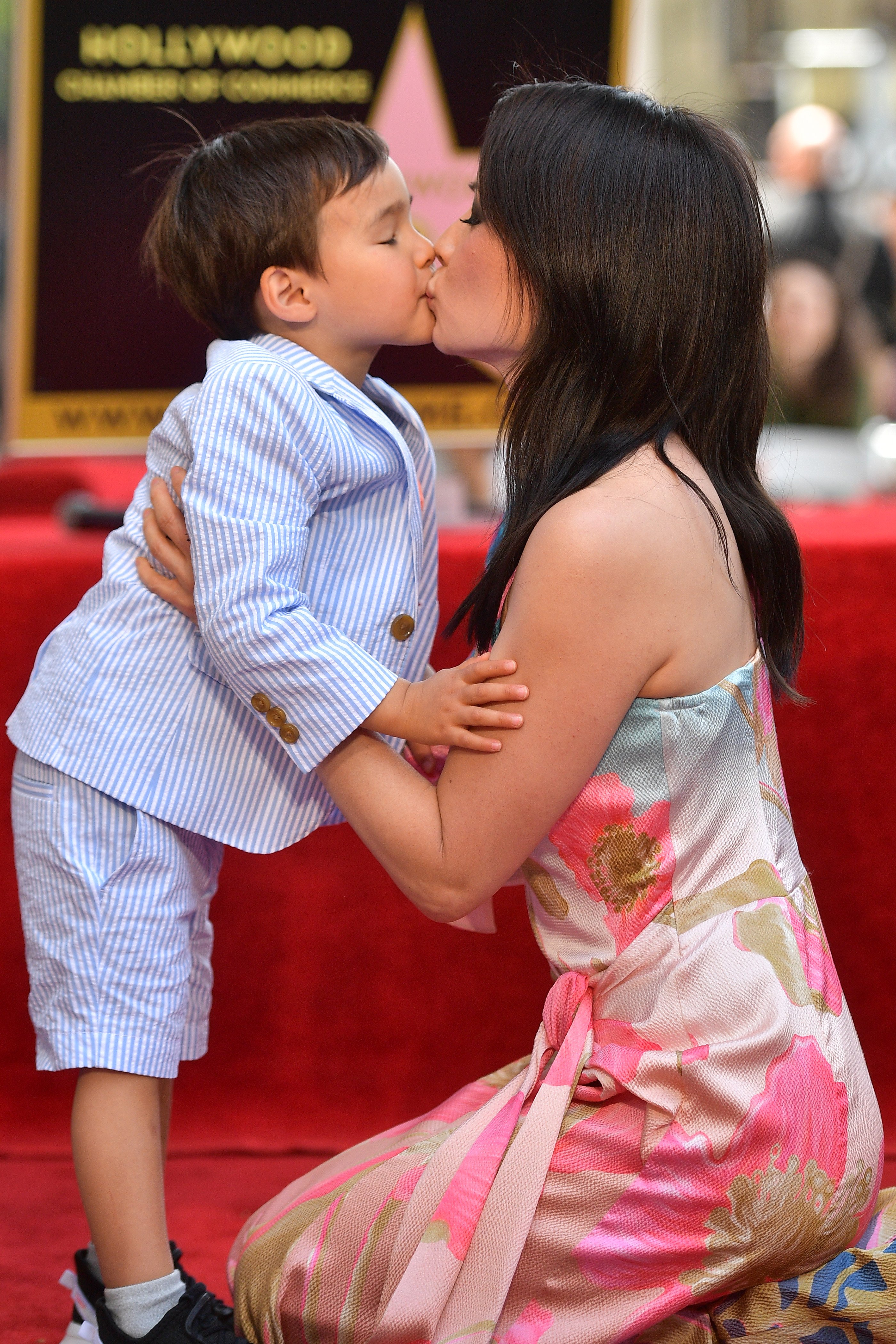 Lucy Liu with her son Rockwell Lloyd as she receives her star on the Walk of Fame in 2019, in Hollywood. | Source: : Getty Images