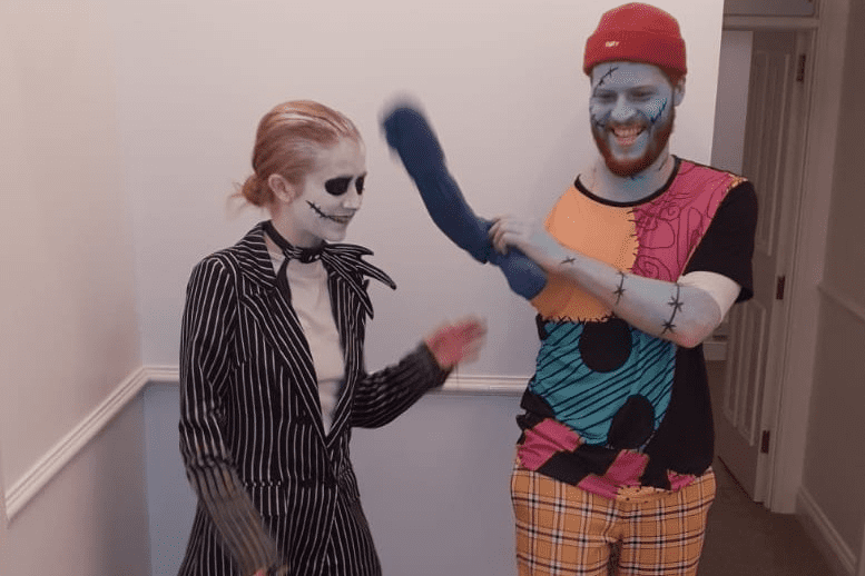 Becky et Scott en Mr Jack et Sally / Source : Imgur Becky et Scott en Mr Jack et Sally / Source : Imgur