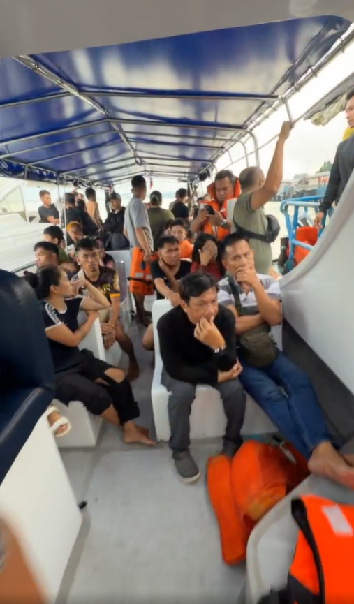 People rescued by the officials, as seen in a video posted on January 26, 2026 | Source: Facebook/Kagawad Gamar "Gams" Alih