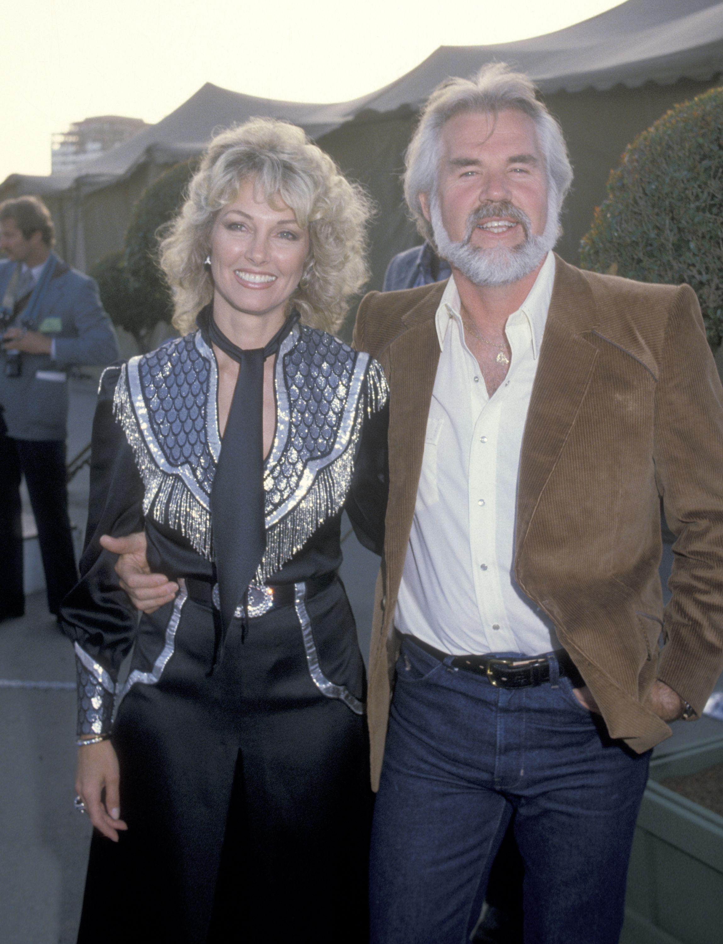 Kenny Rogers and wife Marianne Gordon at the 30th Annual SHARE Boomtown Party in 1983 | Source: Getty Images