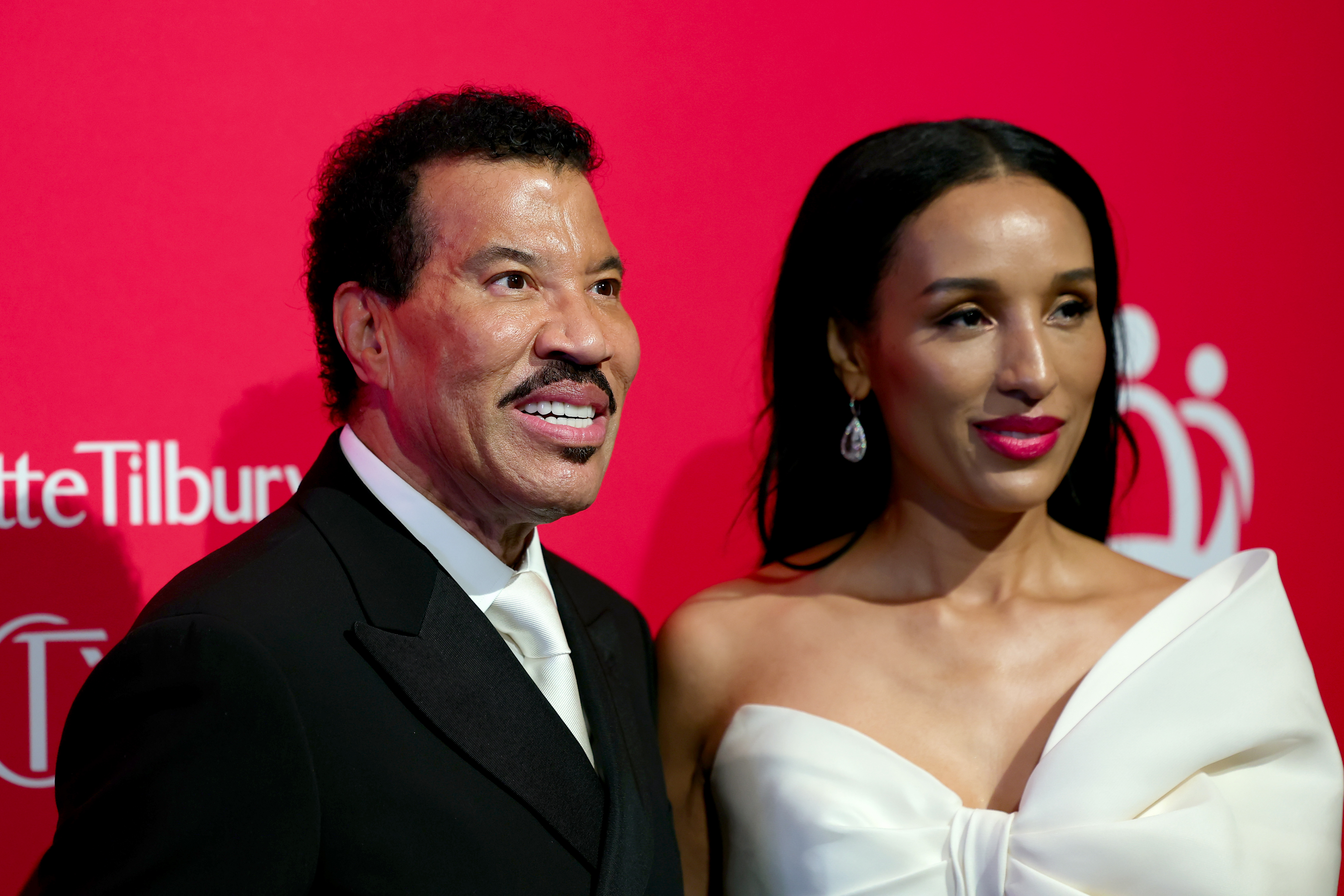 Despite the age difference, a close-up of the couple shows Richie glowing just like his younger girlfriend, an unmistakable radiance that seems to come from mutual love and support