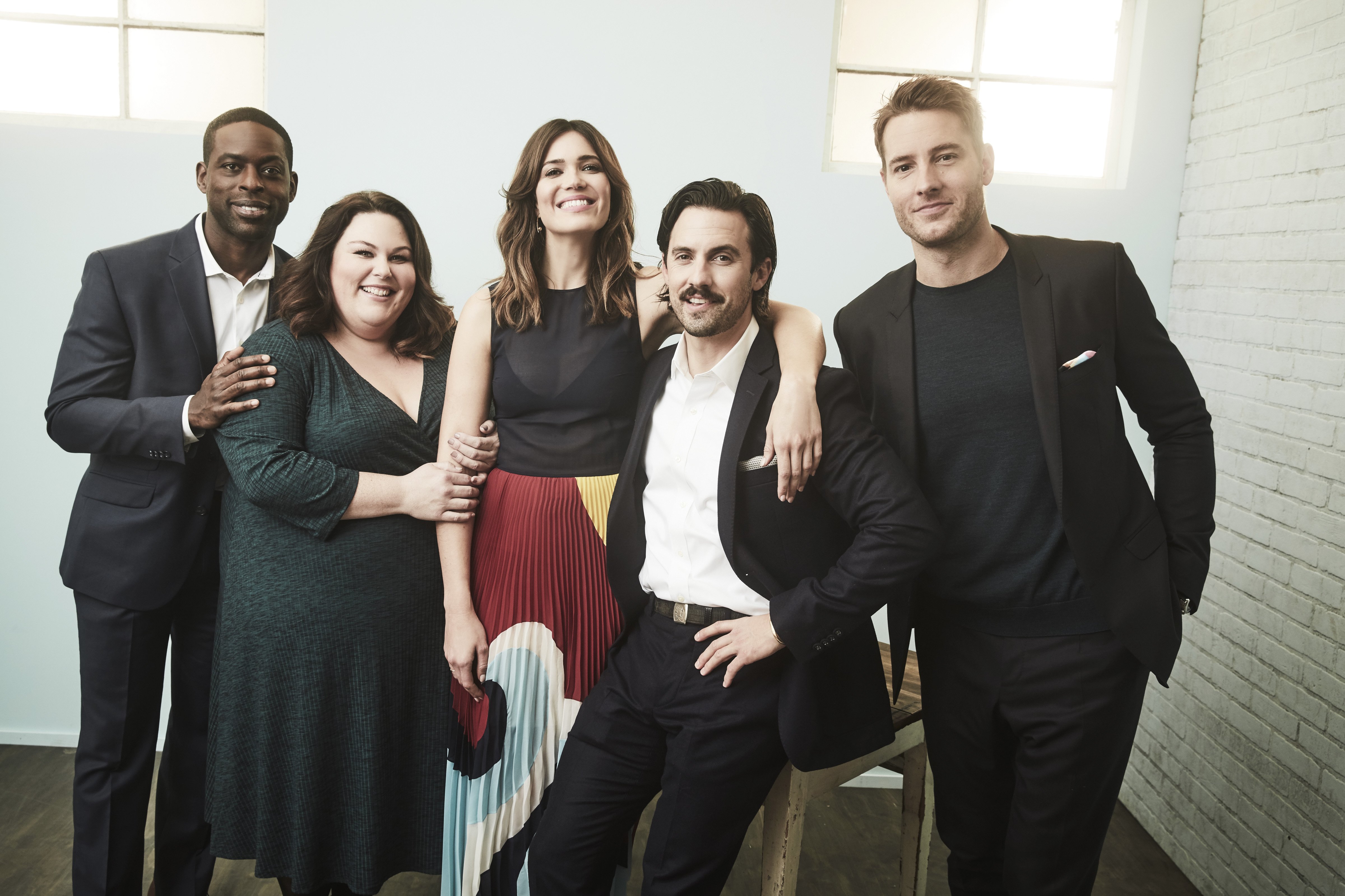 The cast of the "This Is Us" series pose during NBC Universal Press Tour in Pasadena, California on January 18, 2017 | Photo: Getty Images