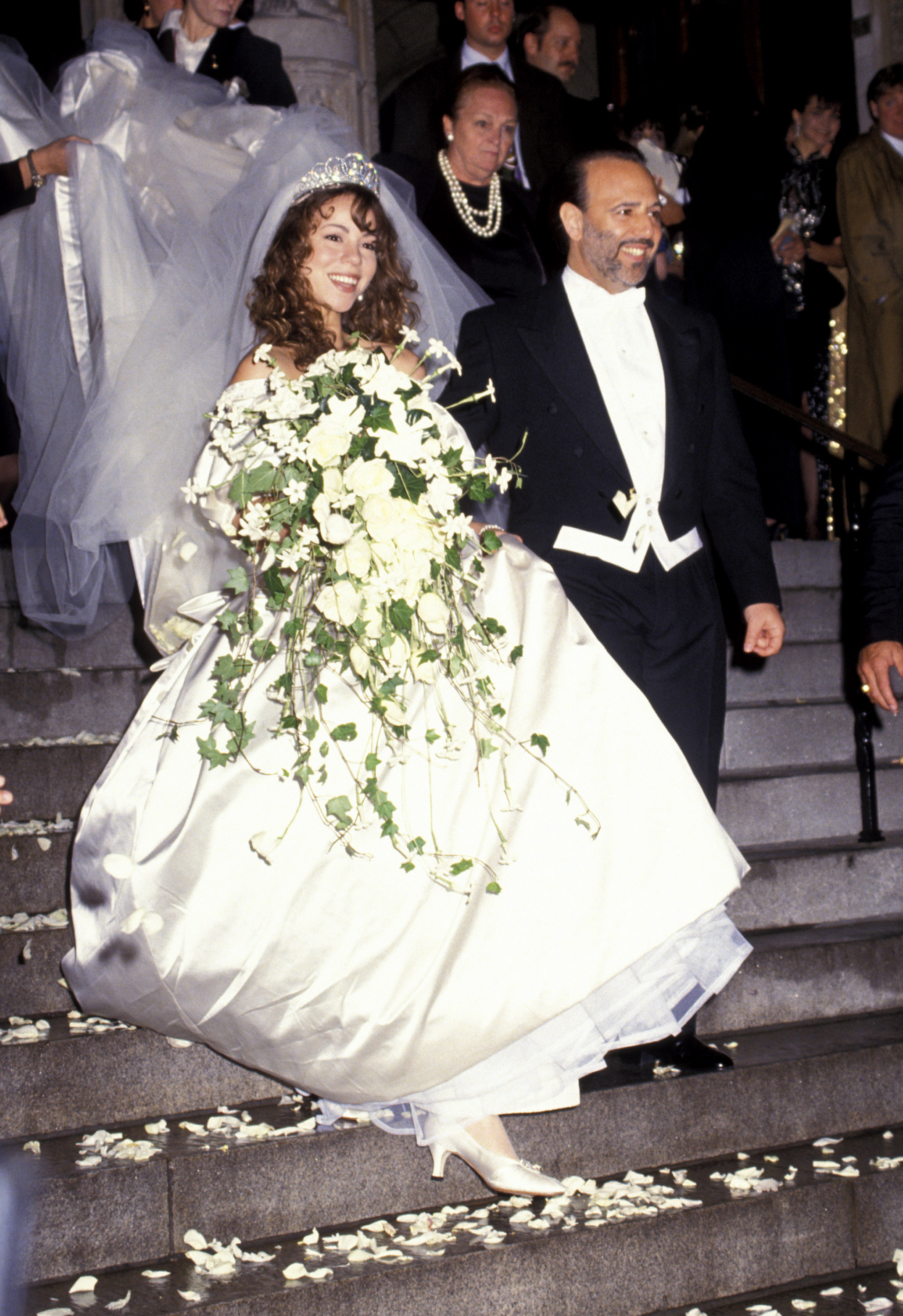 Mariah Carey and Tommy Mottola during their wedding at St Thomas Episcopal Church/Metropolitan Club in New York City, on June 5, 1993 | Source: Getty Images