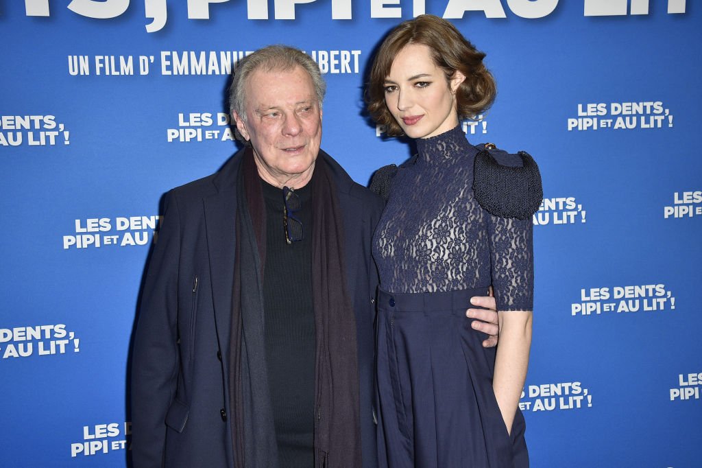 Herbert Léonard aux côtés de Louise Bourgoin. l Source : Getty Images Herbert Léonard aux côtés de Louise Bourgoin. l Source : Getty Images