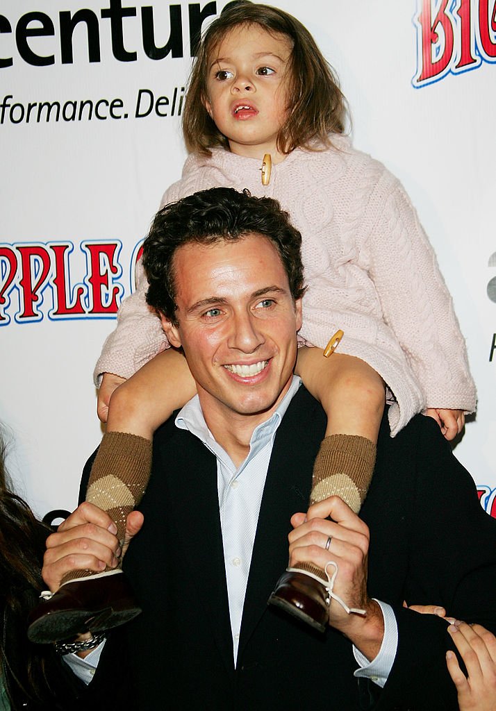 Attorney Chris Cuomo and daughter Bella attend the Big Apple Circus opening night gala benefit at Damrosch Park, Lincoln Center on November 04, 2005 | Photo: Getty Images