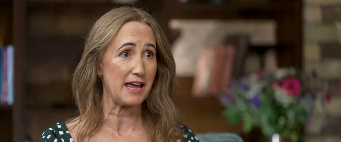 Sophie Kinsella as seen from a post dated July 23, 2024. | Source: YouTube/GoodMorningAmerica