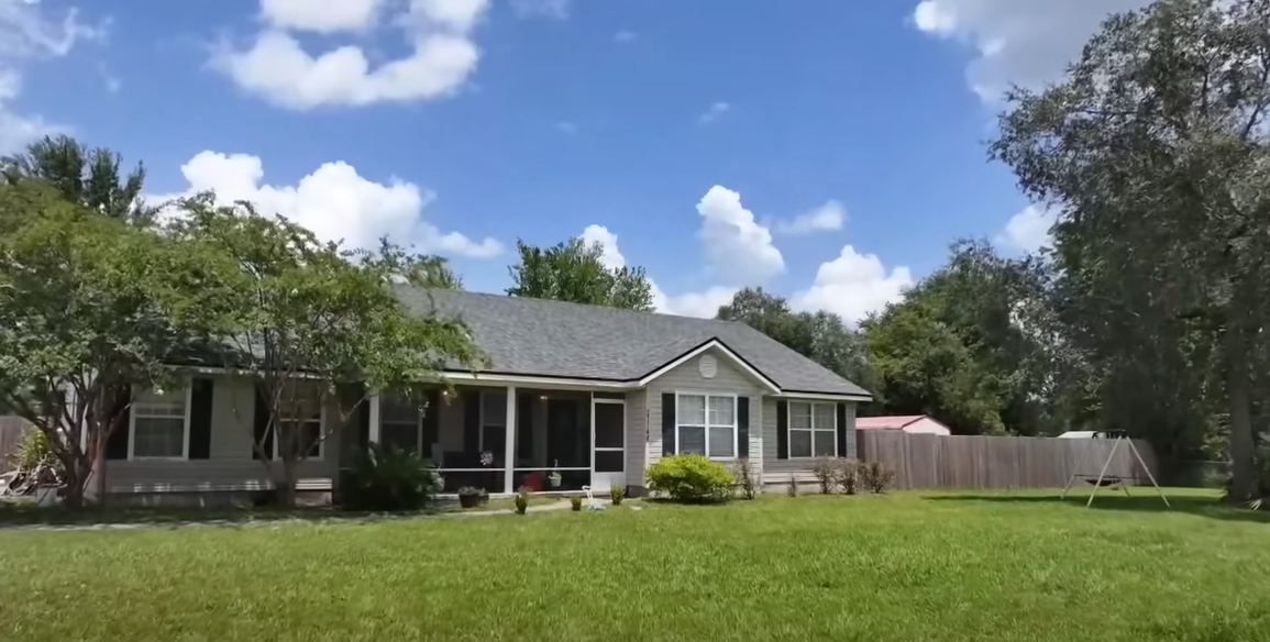 A view of the house, from a video post dated August 2, 2025 | Source: YouTube/FirstCoastNews