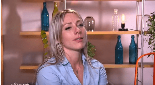 Cécile dans l'amour par défaut | Photo : Youtube/tele cool