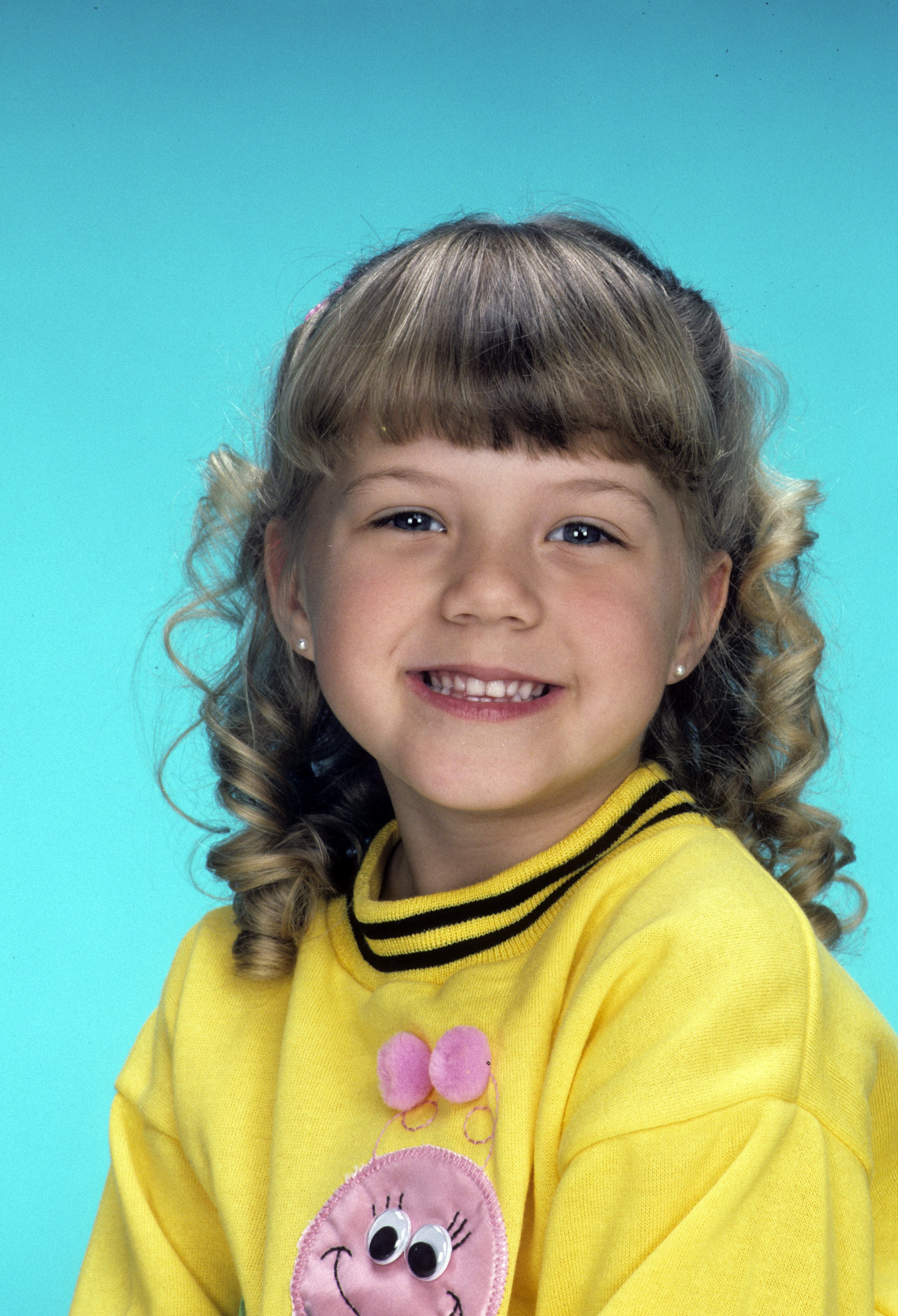 Portrait of Jodie Sweetin as Stephanie Tanner on the 1987 sitcom "Full House." | Source: Getty Images