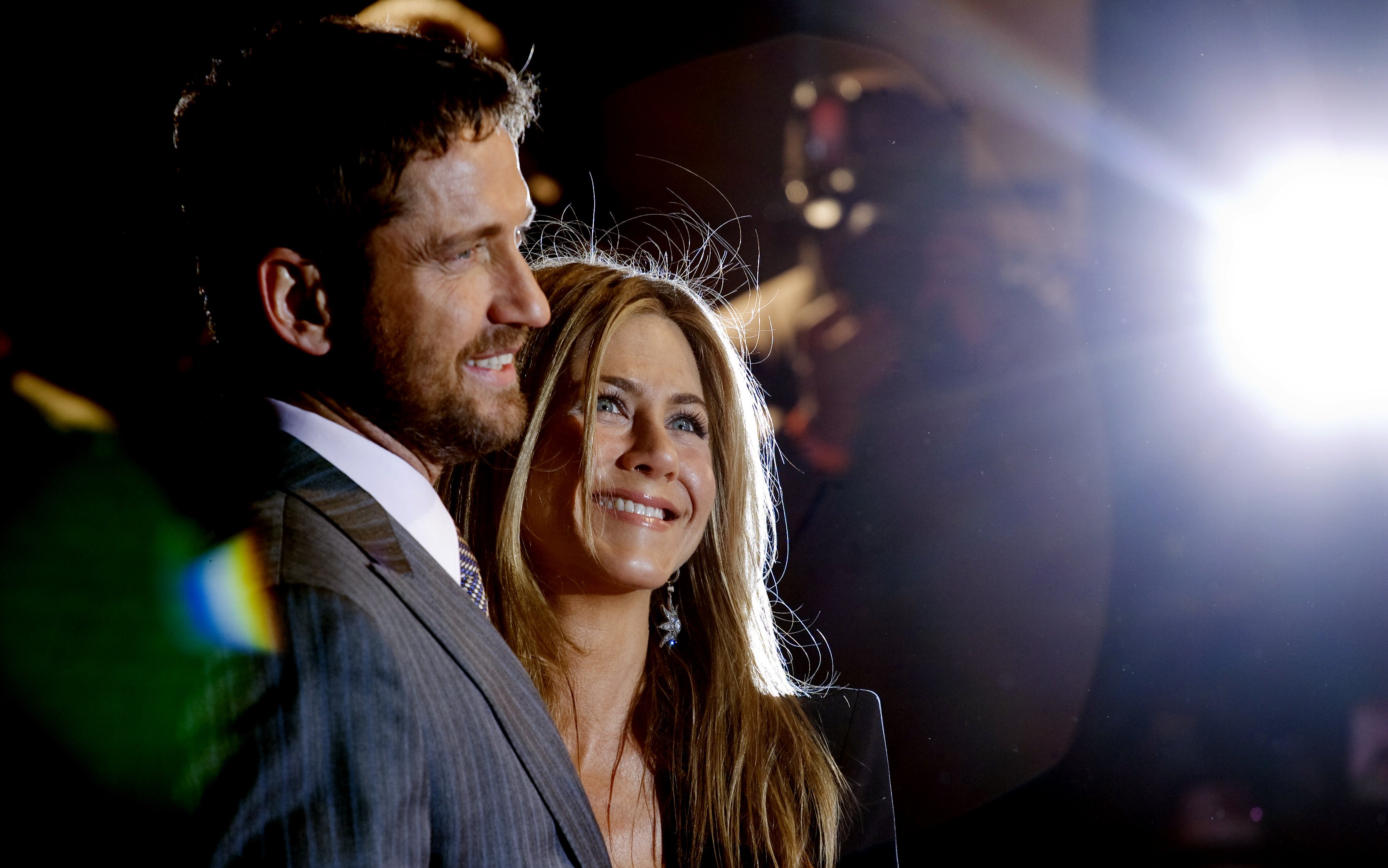 Jennifer Aniston and Gerard Butler at "The Bounty Hunter" premiere at The Vue West End Leicester Square, London. | Source: Getty Images