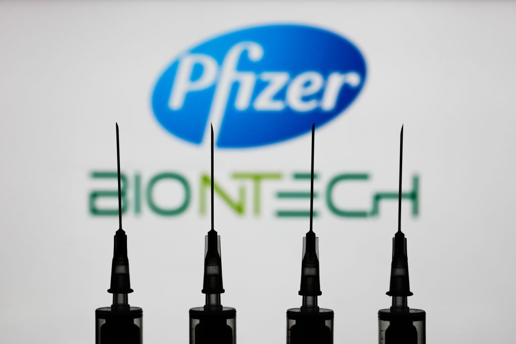 Jeringas de vacuna Pfizer-BioNTech | Foto: Getty Images