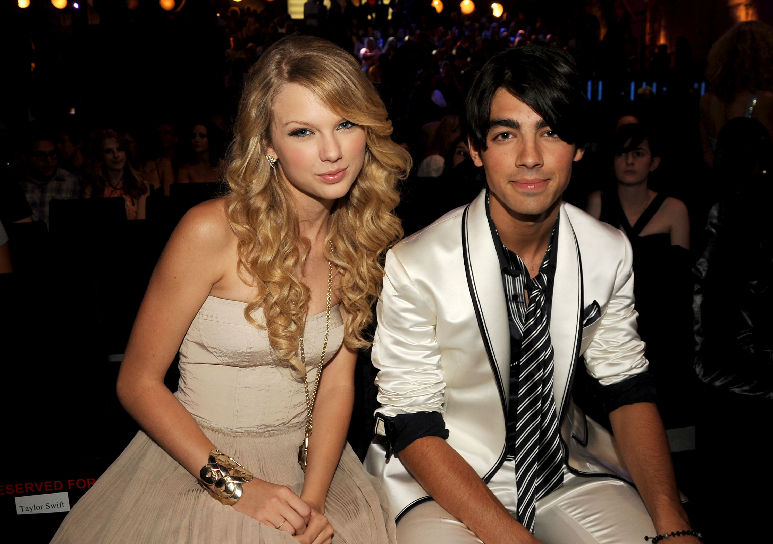 Taylor Swift and Joe Jonas at the 2008 MTV Video Music Awards at Paramount Pictures Studios on September 7 in Los Angeles, California. | Source: Getty Images