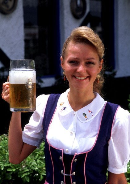 Costumed Beer Waitress in Munich Germany | Photo: Getty Images