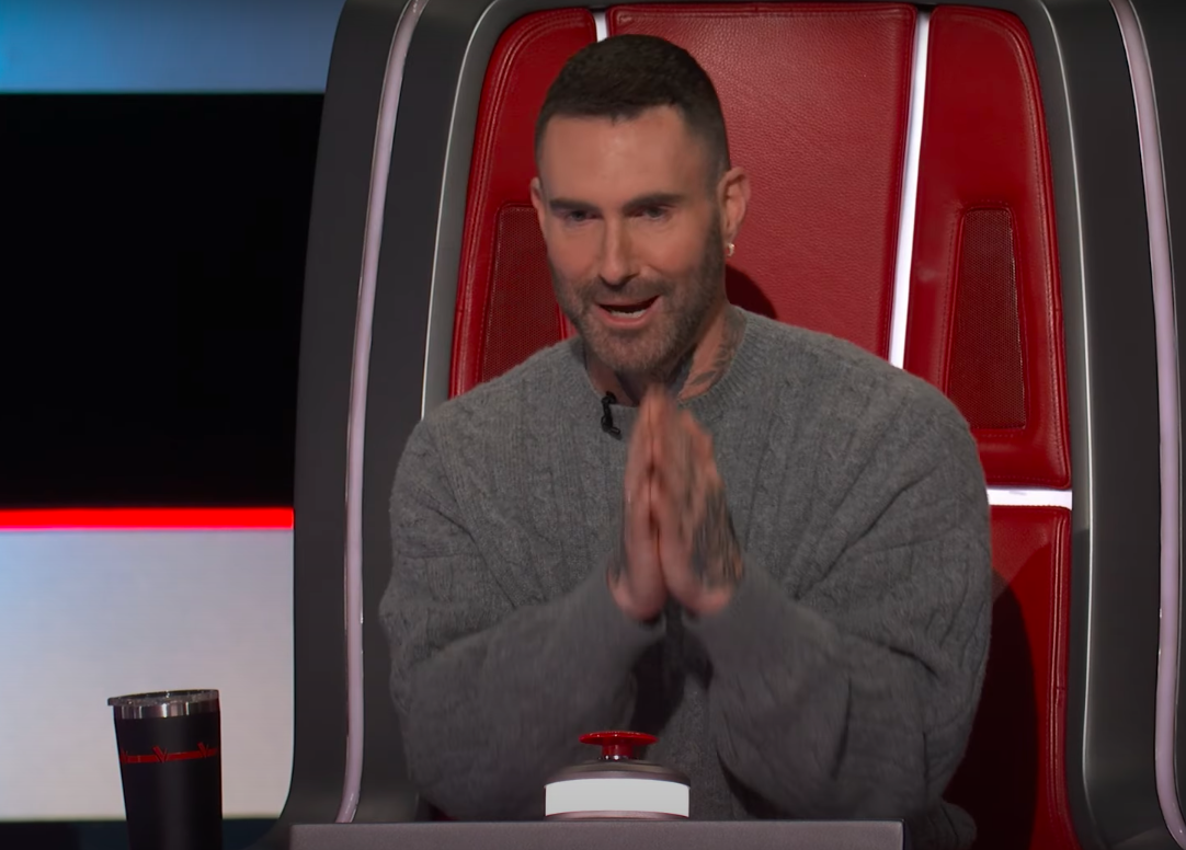 Adam Levine pleading his case to Ethan Eckenroad. | Source: YouTube/The Voice