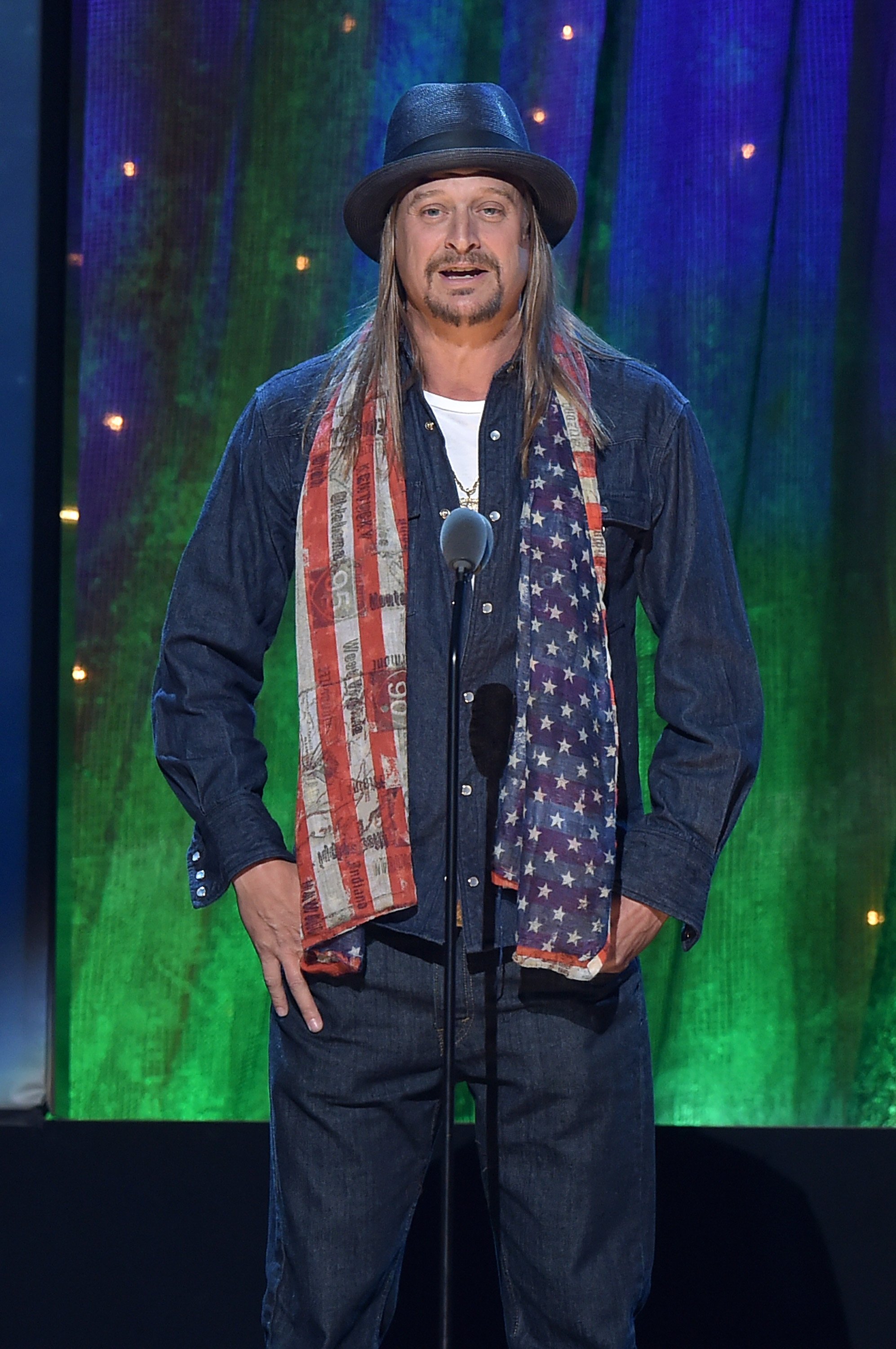 Kid Rock inducts Cheap Trick at the 31st Annual Rock And Roll Hall Of Fame Induction Ceremony at Barclays Center on April 8, 2016, in New York City. | Source: Getty Images.