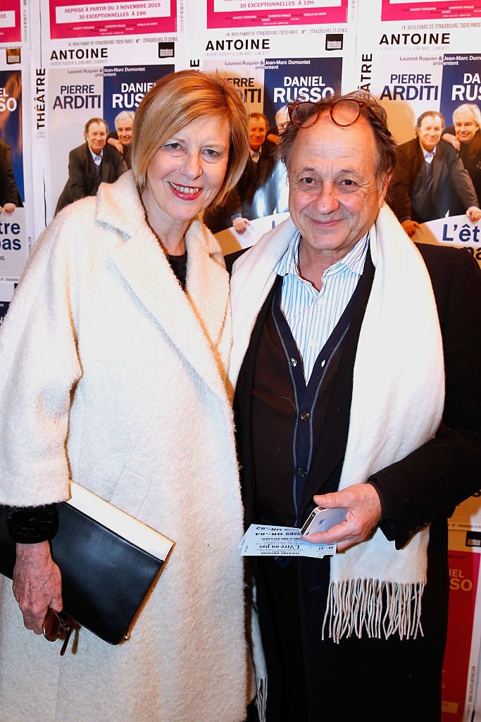L'actrice Chantal Ladesou et son mari Michel Ansault assister à "L'Etre ou pas": pièce de théâtre au Théâtre Antoine le 21 mars 2016 à Paris, France. | Photo : Getty Images. L'actrice Chantal Ladesou et son mari Michel Ansault assister à "L'Etre ou pas": pièce de théâtre au Théâtre Antoine le 21 mars 2016 à Paris, France. | Photo : Getty Images.