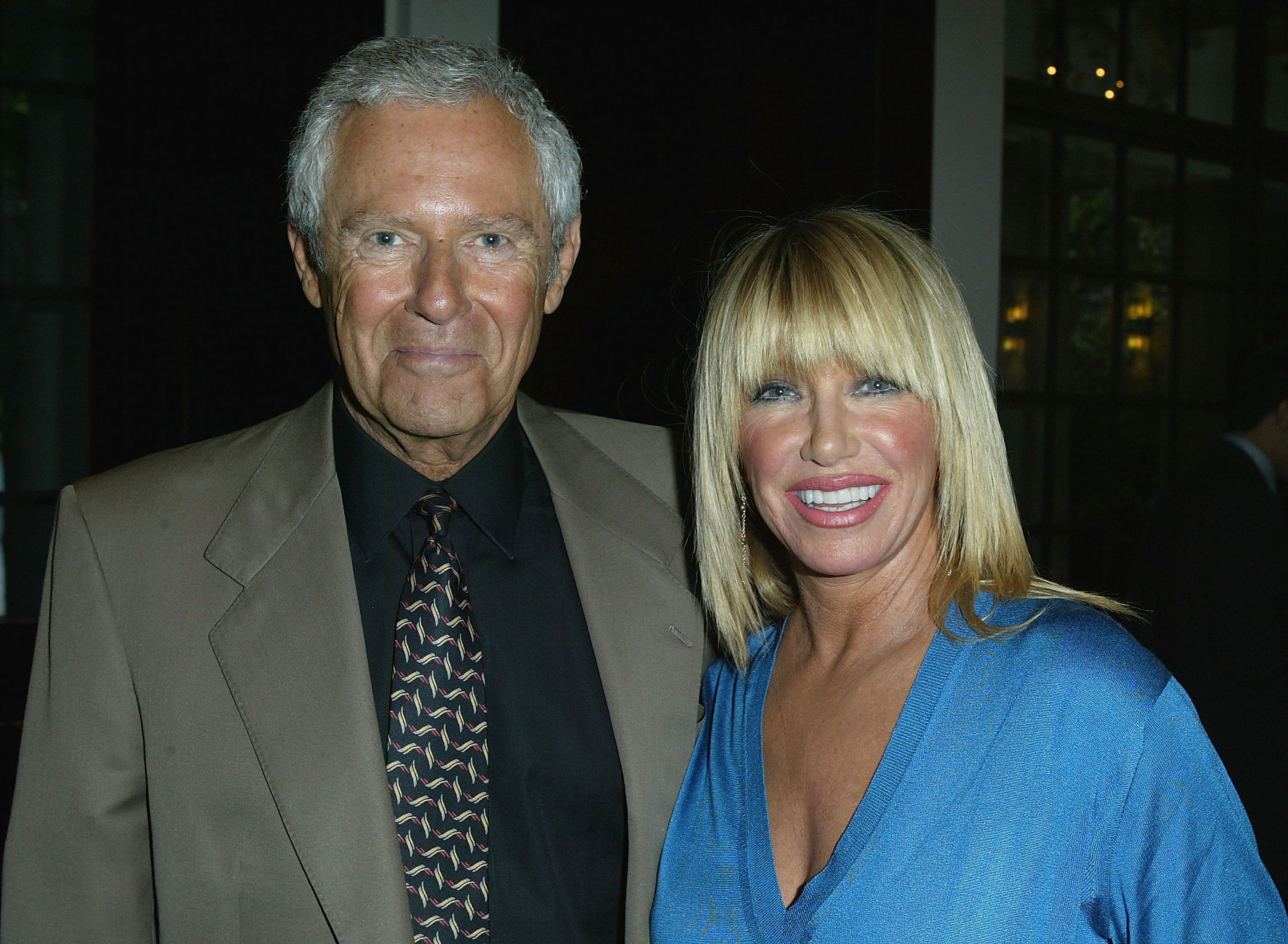 Alan Hamel and Suzanne Somers attend the How To Win The War Against Terrorism - A Discussion And Cocktail Party on June 8, 2004 in Bel Air, California | Source: Getty Images
