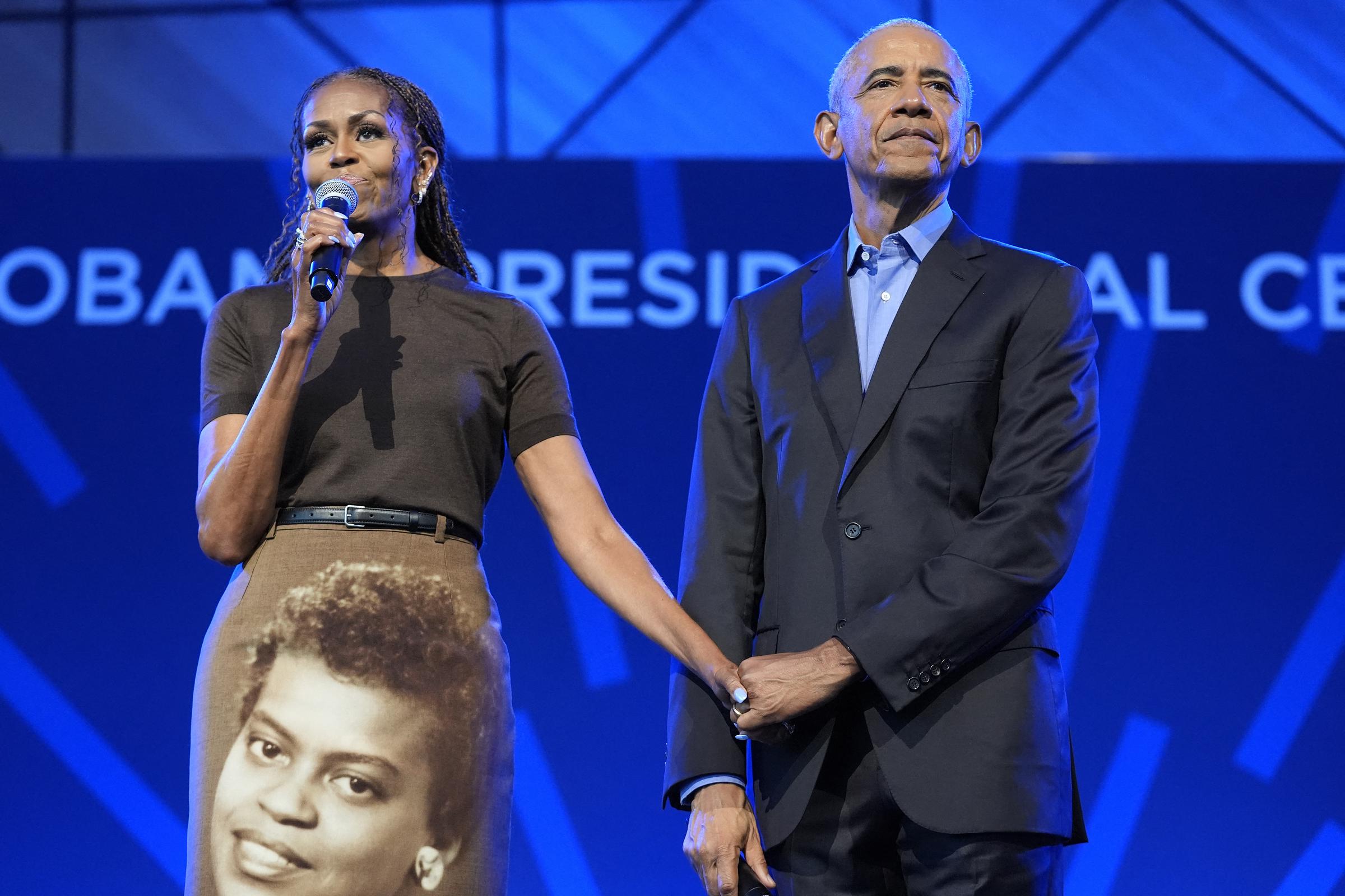 Michelle said the skirt featured her favorite portrait of her mother, Marian Robinson. She added that Marian would have been proud of Barack and the work being done for Chicago's South Side. | Source: Getty Images