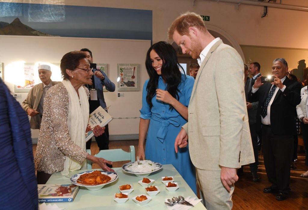 Meghan Markle and Prince Harry visit the District 6 Homecoming centre in Cape Town, South Africa. | Source: Getty Images