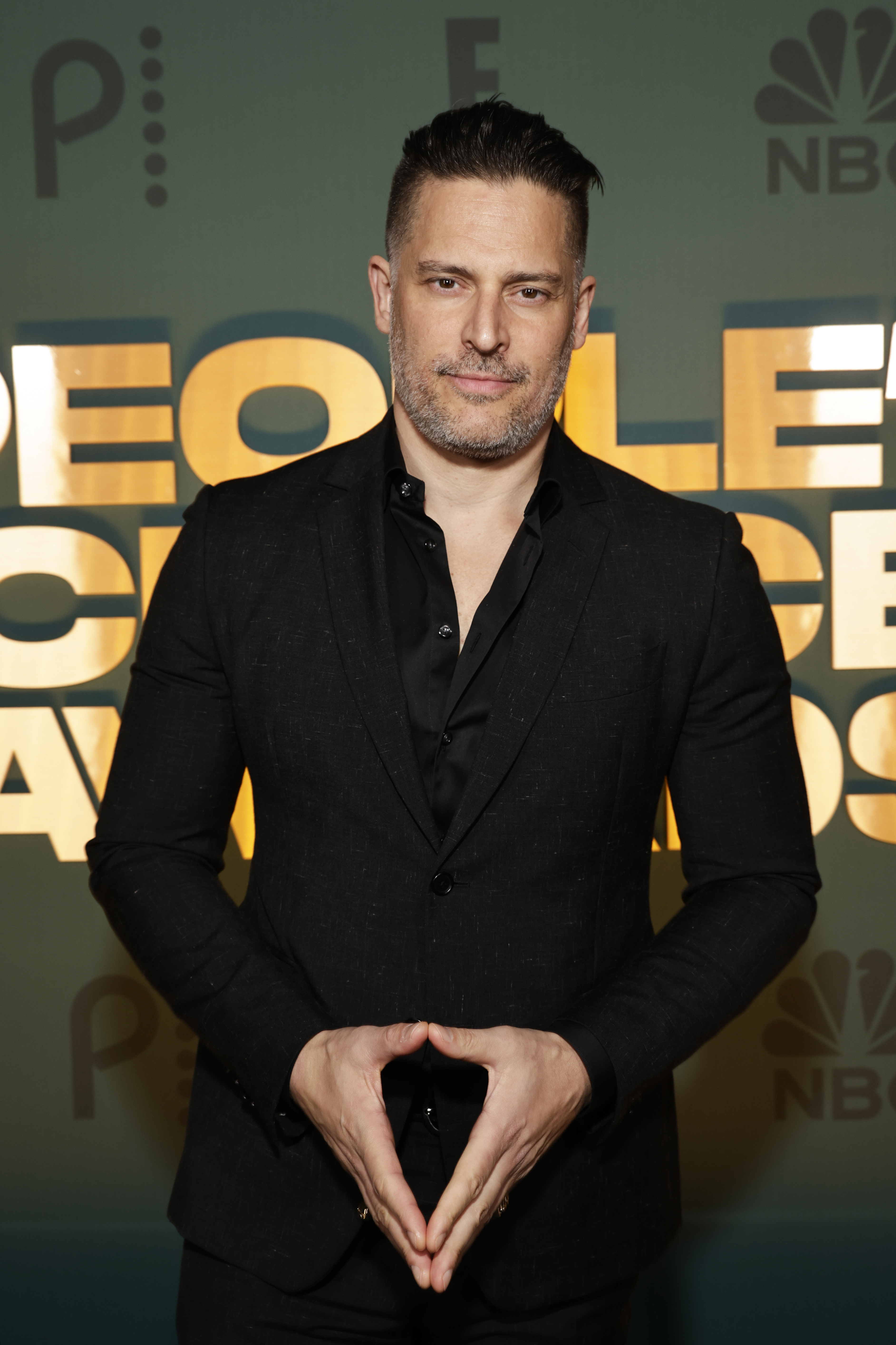 Joe Manganiello attends the 2024 People's Choice Awards on February 18, 2024 in Santa Monica, California | Source: Getty Images
