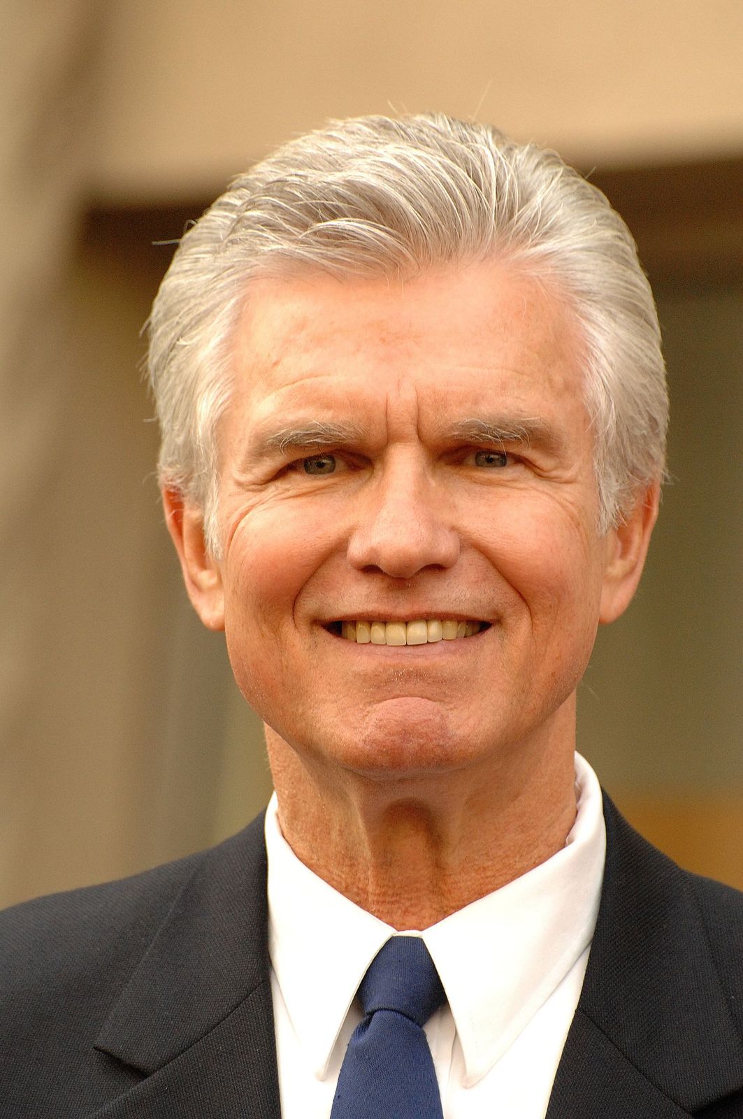 Kent McCord at the Screen Actors Guild's Special Award of Excellence Star on Hollywood Boulevard on October 25, 2007 | Photo: Getty Images