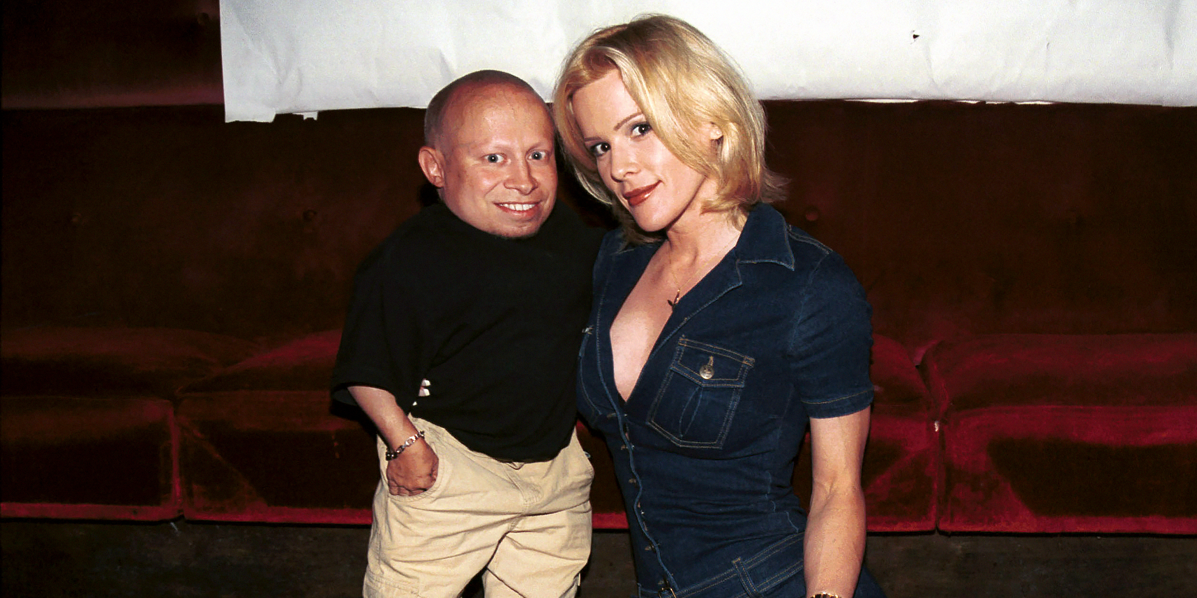 Verne Troyer and Genevieve Gallen | Source: Getty Images