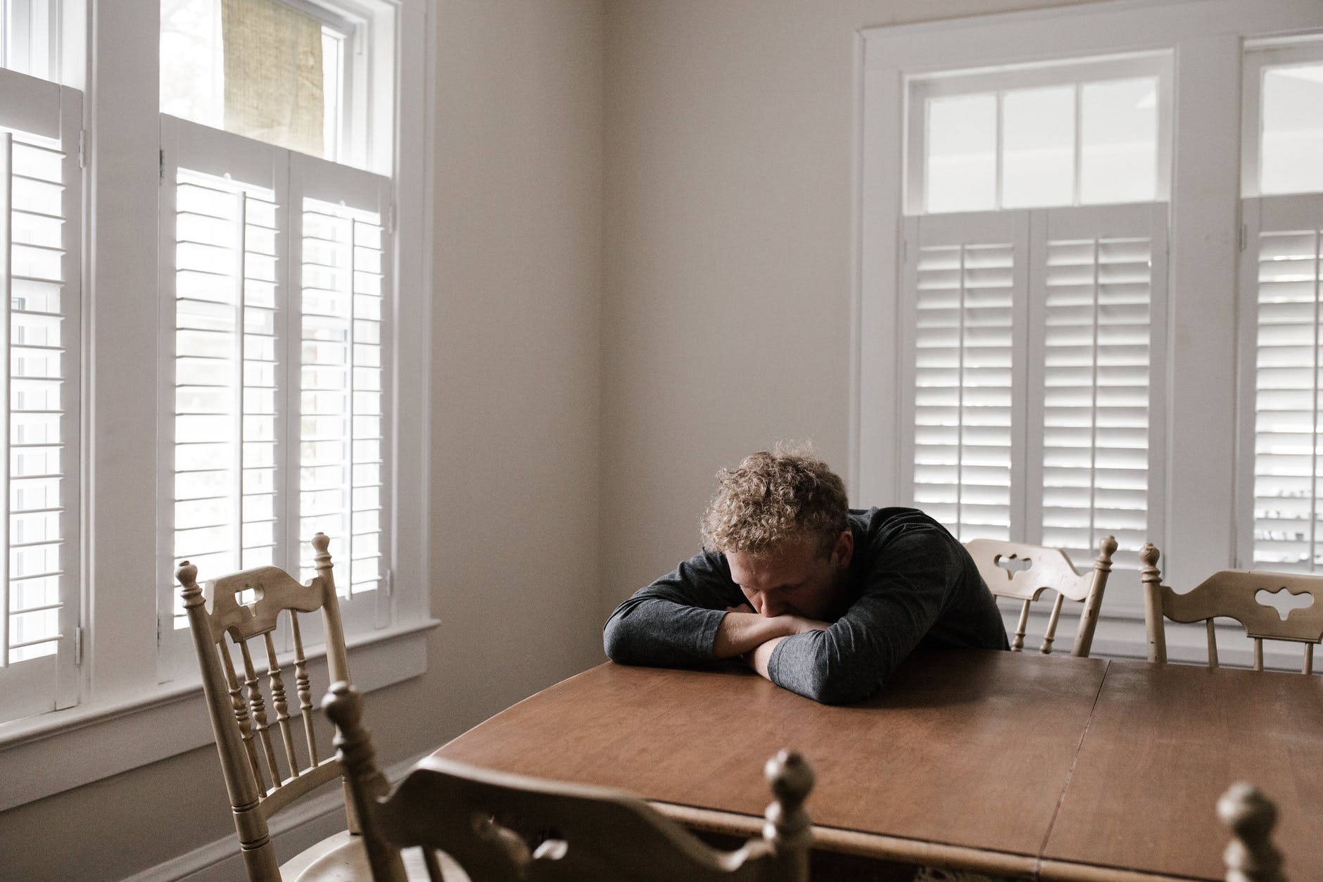 Confused man wondering what to do. | Photo: Pexels