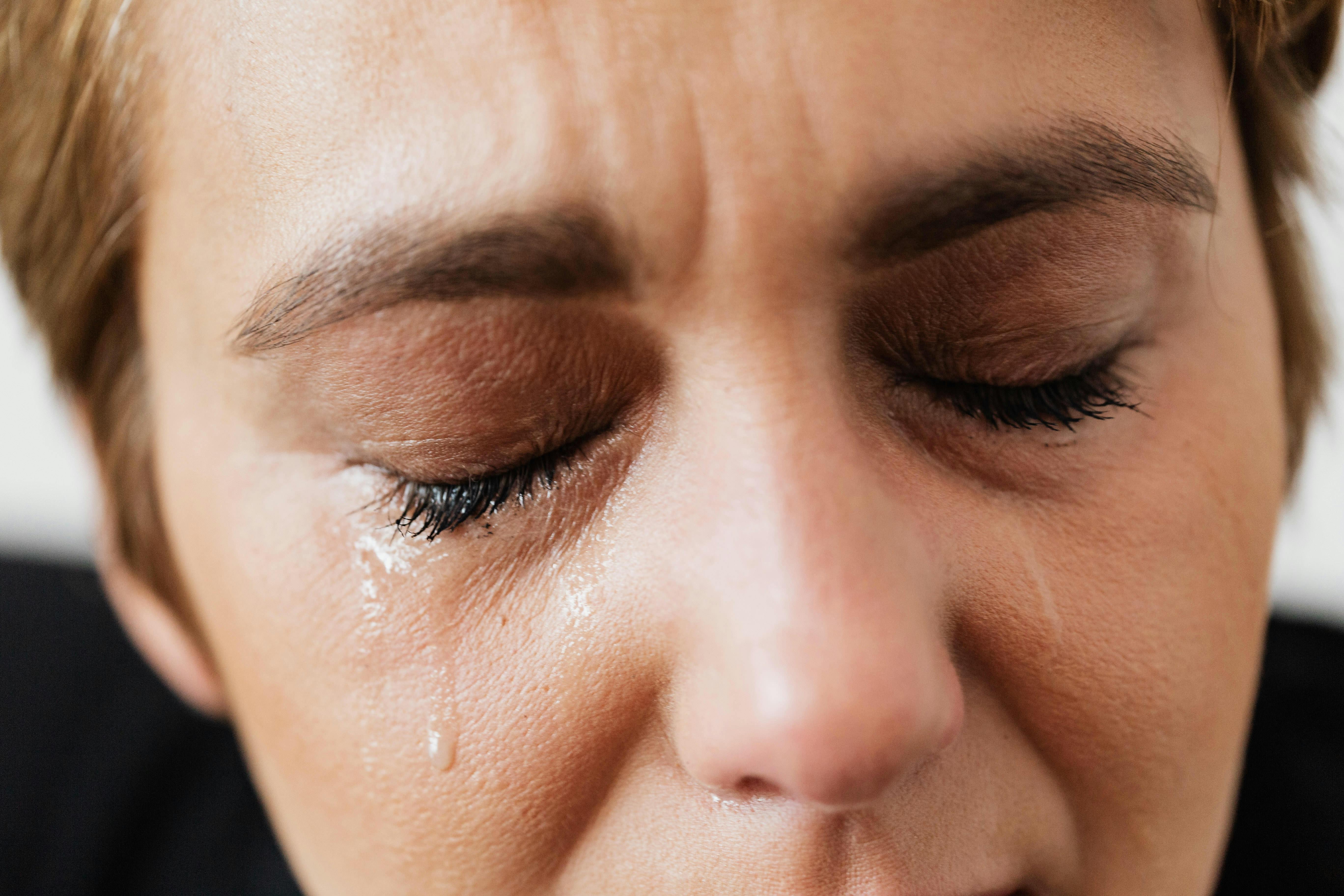 A closeup of a crying woman's eyes | Source: Pexels