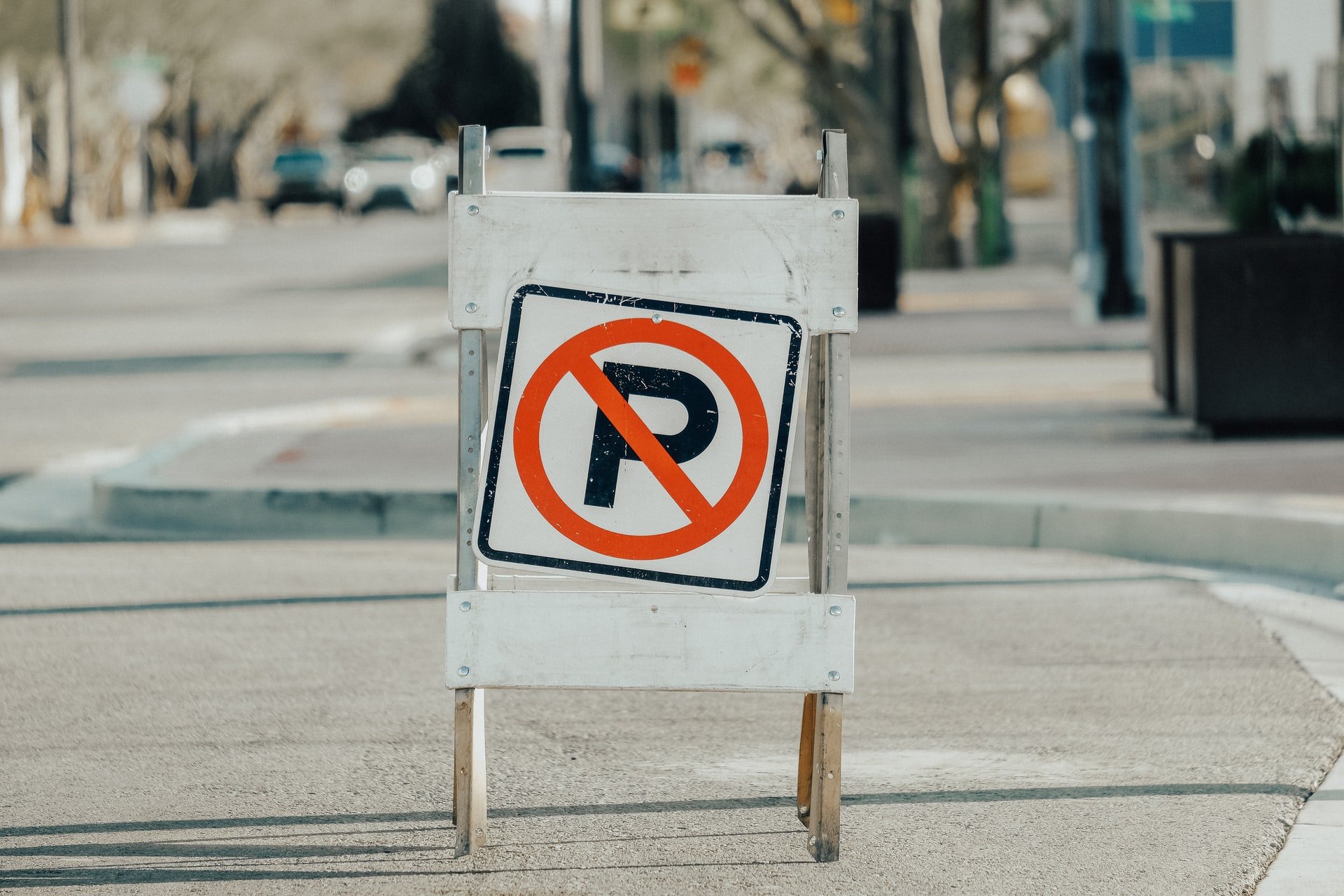 The Redditor's mother parked illegally | Source: Unsplash