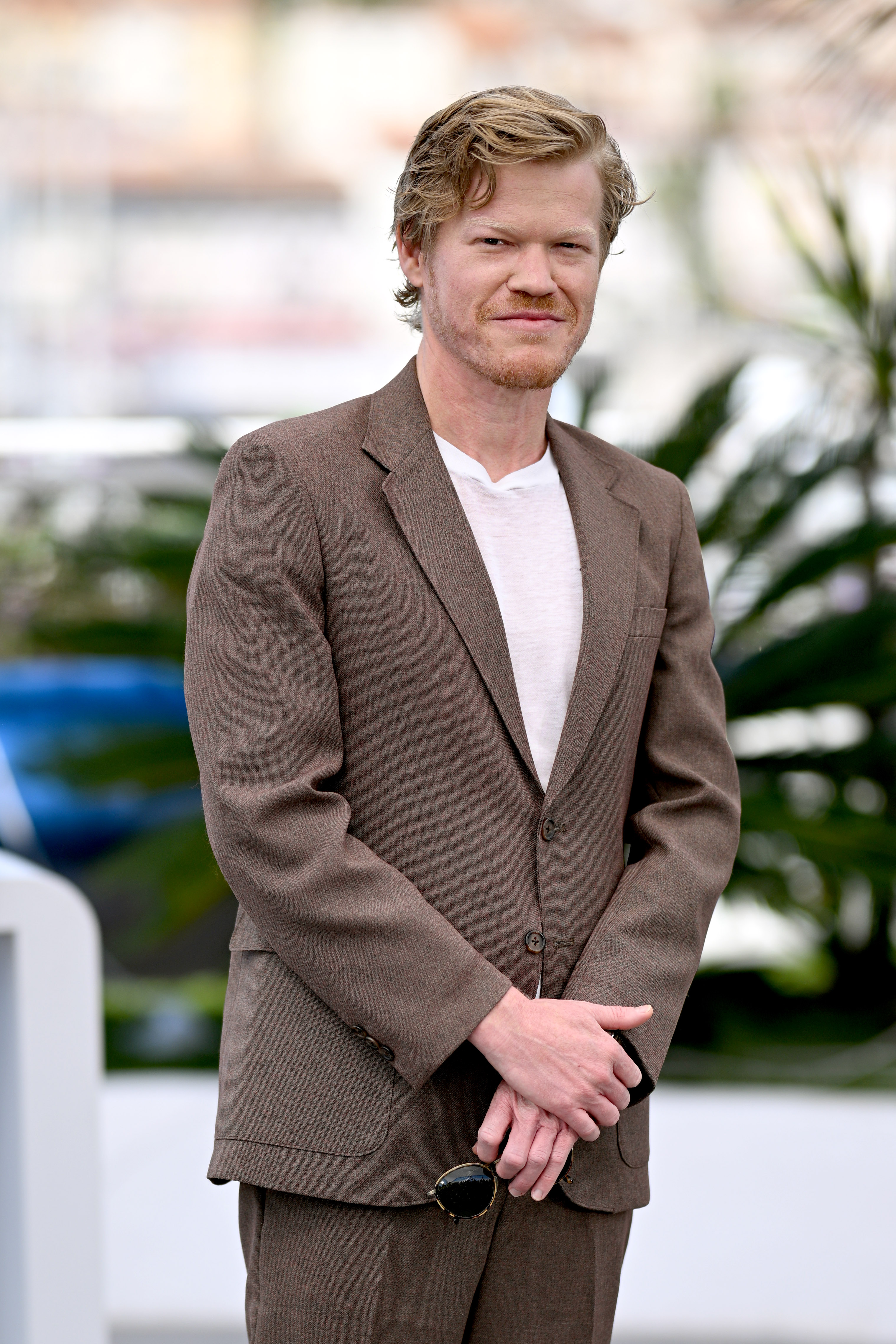 Jesse Plemons attends the "Kinds of Kindness" photocall at the Cannes Film Festival in France on May 18, 2024. | Source: Getty Images