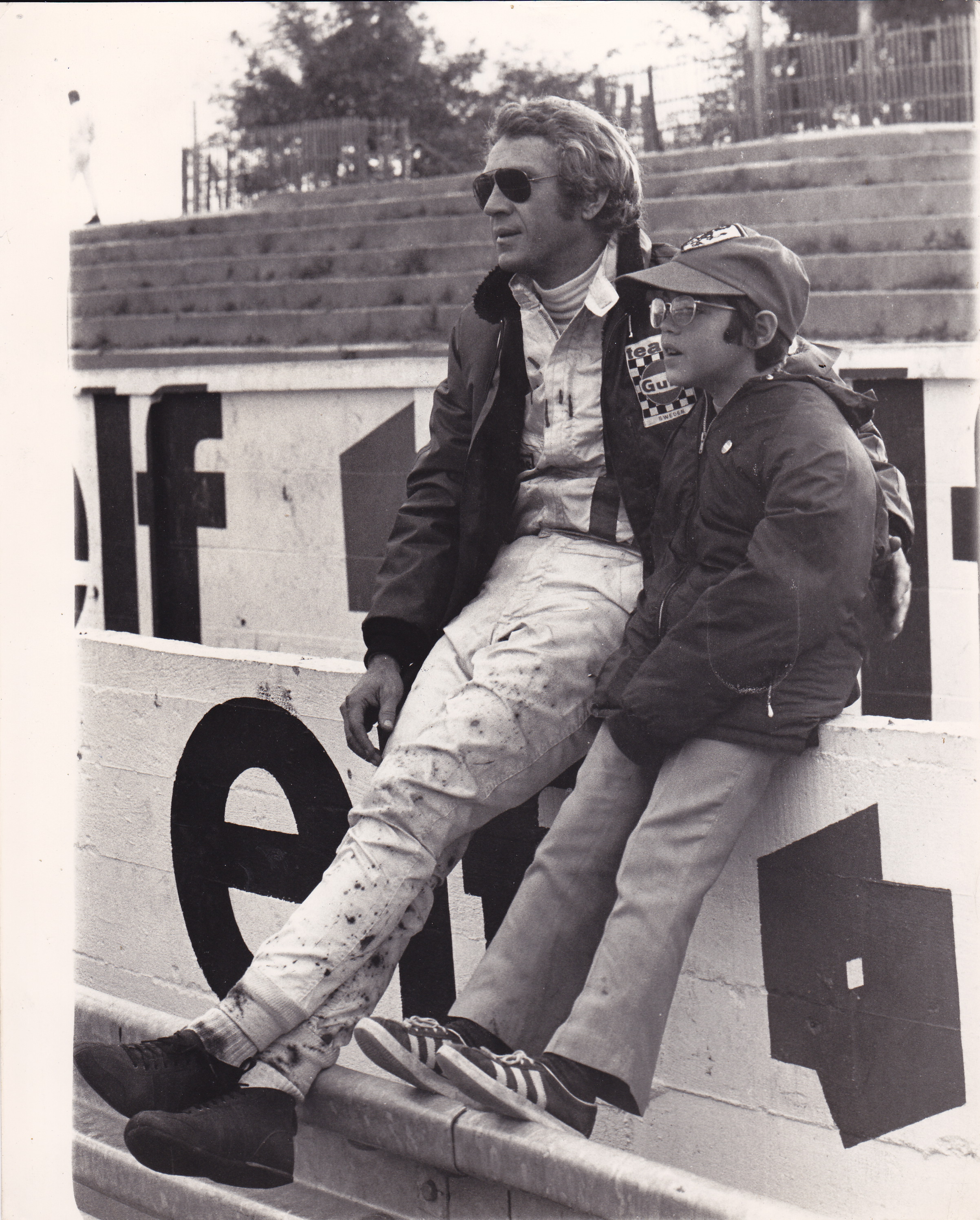 Steve and Chad McQueen photographed on the set of the movie "Le Mans" on June 24, 1971, in France. | Source: Getty Images