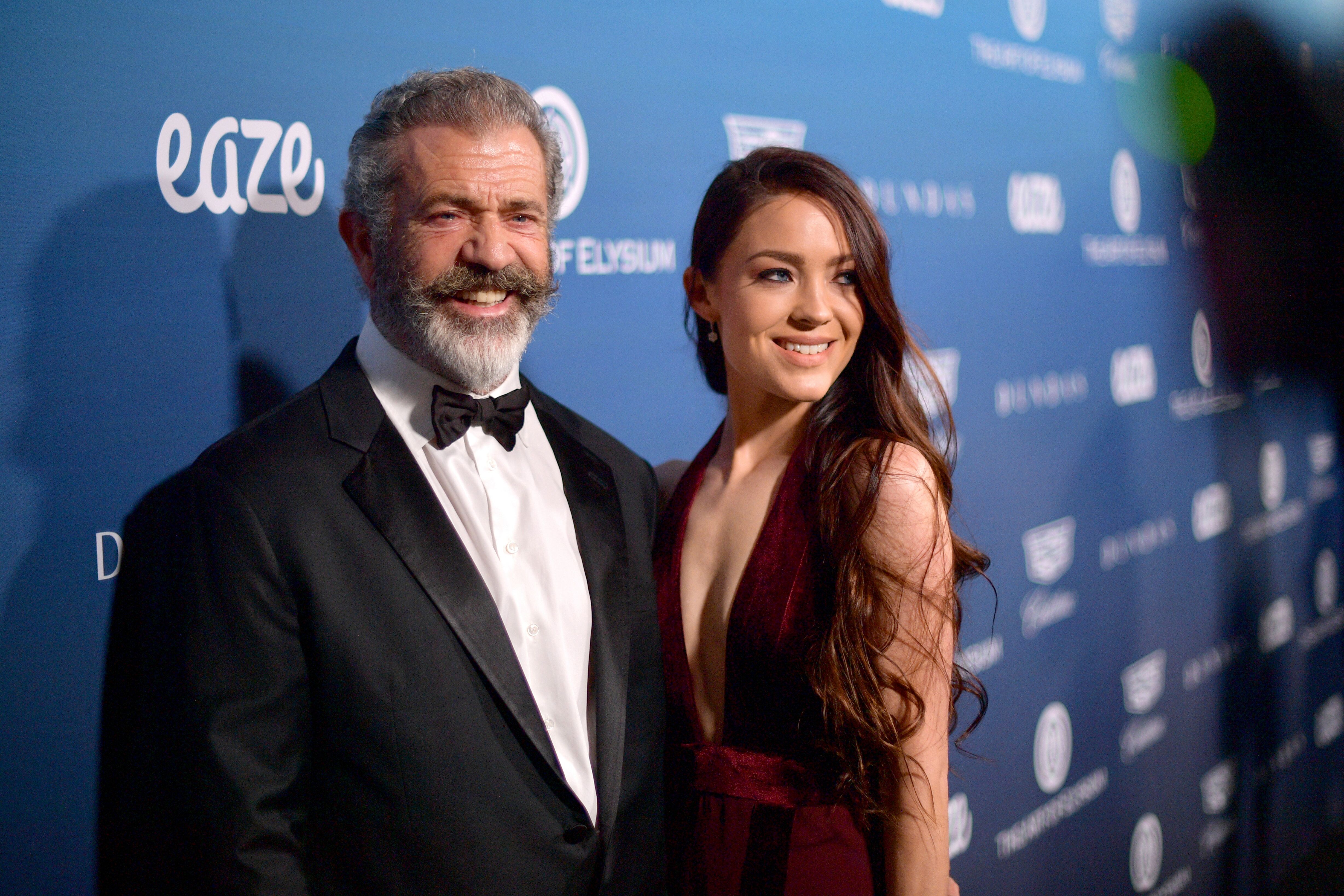 Mel Gibson et Rosalind Ross assistent au HEAVEN de Michael Muller. | Source : Getty Images