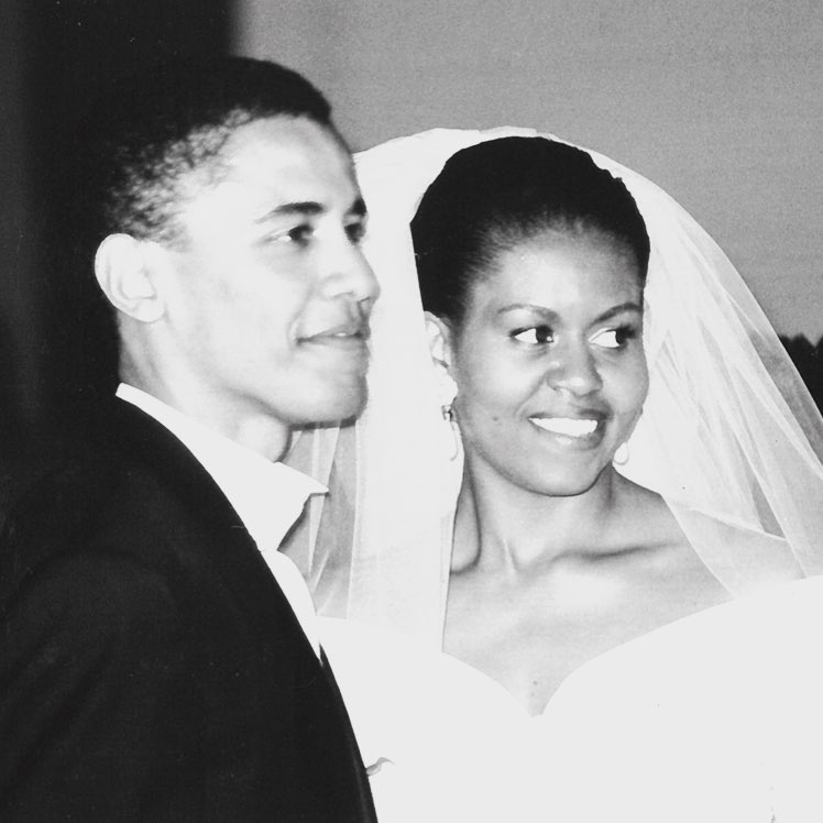 Michelle and Barack Obama from a post dated October 3, 2017. | Source: Instagram/michelleobama