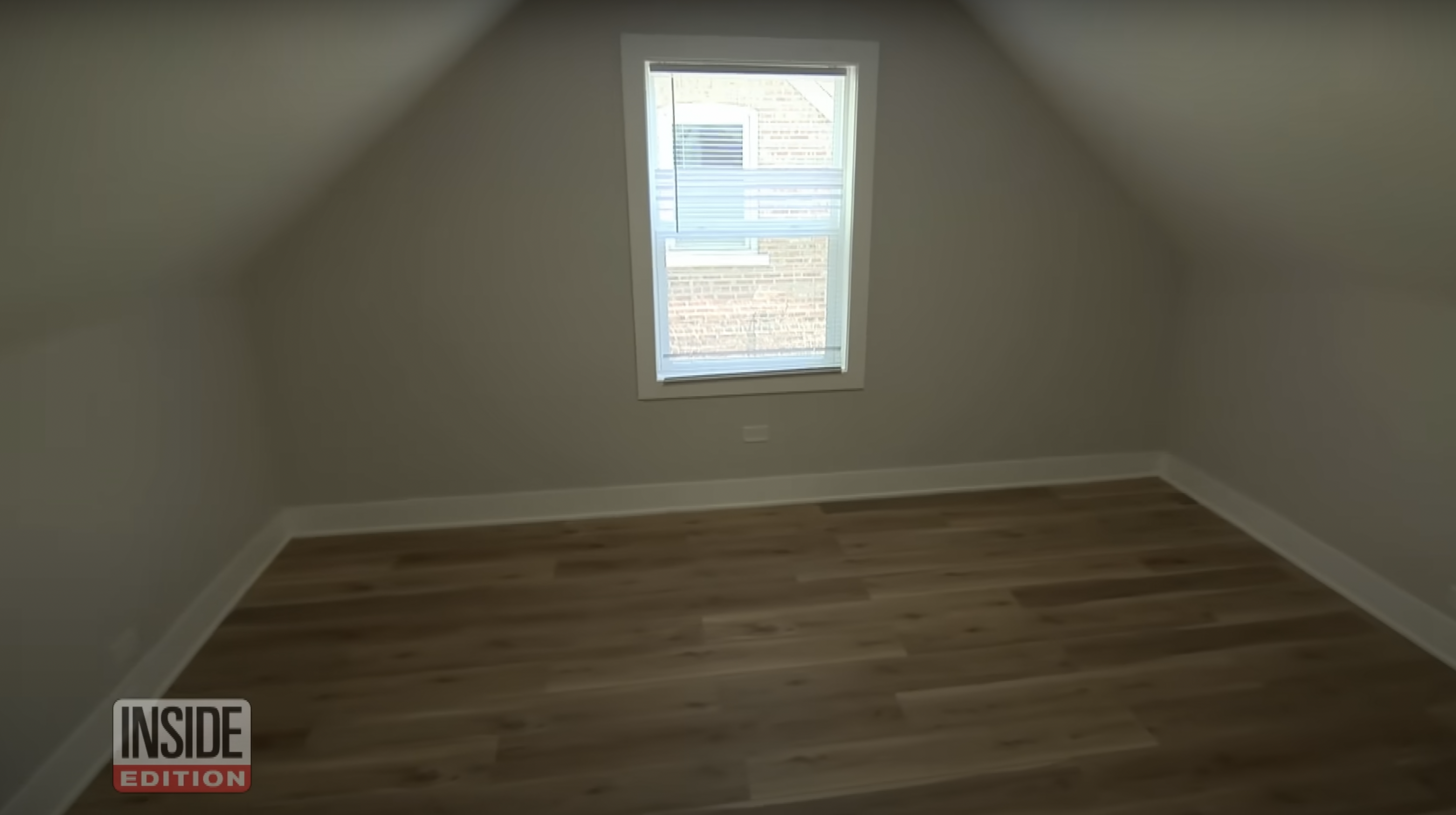 A third bedroom inside Pope XIV's childhood home from a video dated May 10, 2025. | Source: Inside Edition