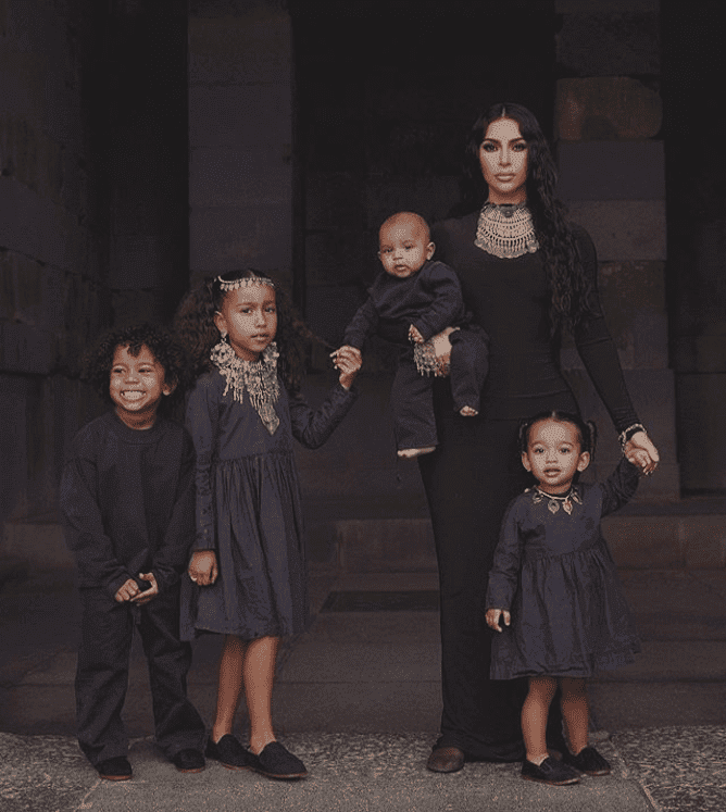 Screenshot photo of Kim Kardashian and her children (L-R) Saint, North, Psalm, and Chicago | Photo: Instagram/@kimkardashian